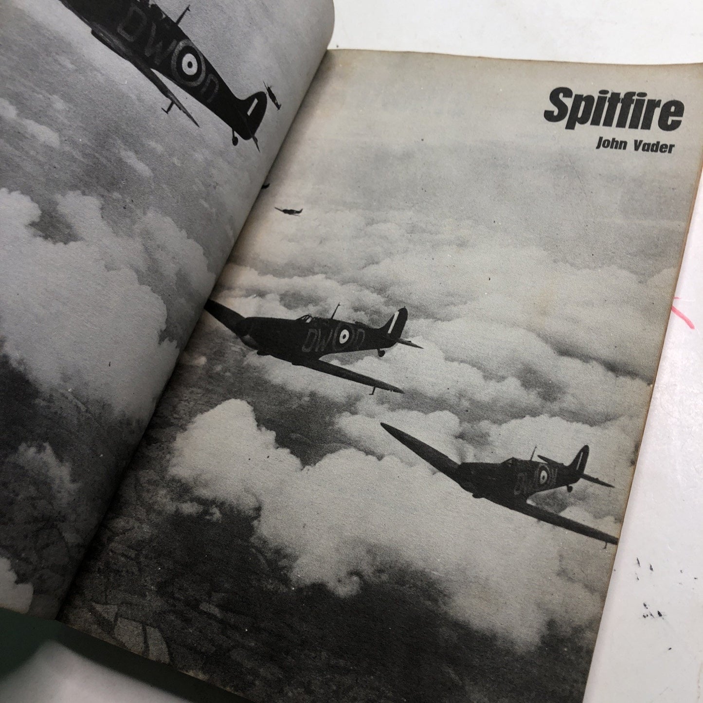 SPITFIRE by John Vader Ballantine’s Illustrated History WW2 Book #6 1969