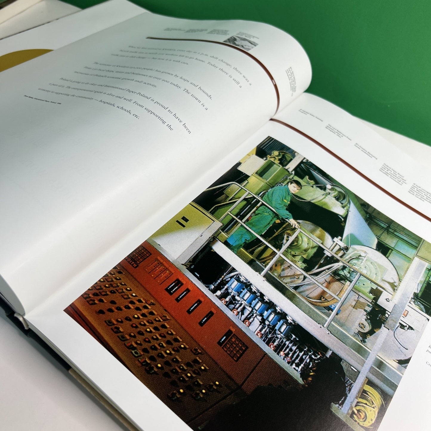 Generations of Pride: A Centennial History of International Paper 1998 HC