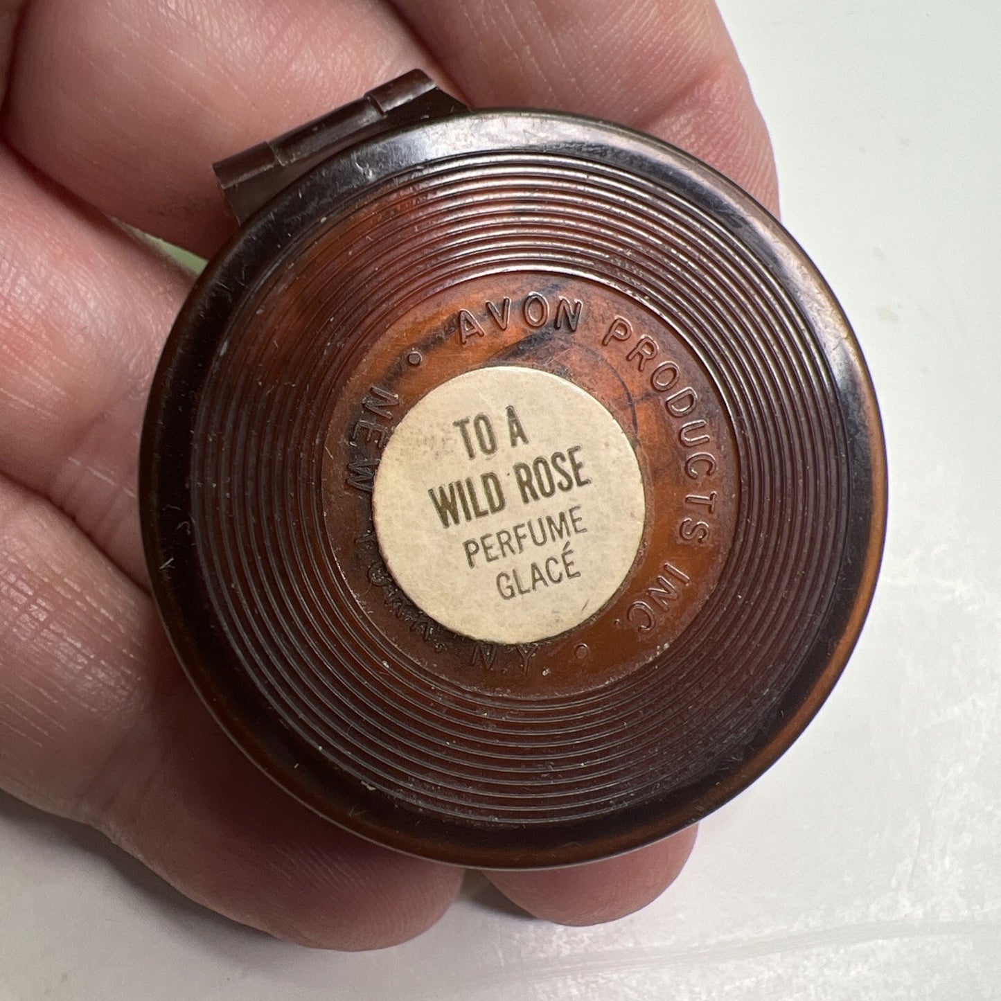 Avon New York To A Wild Rose Perfume Glace Compact Only Vintage Vanity