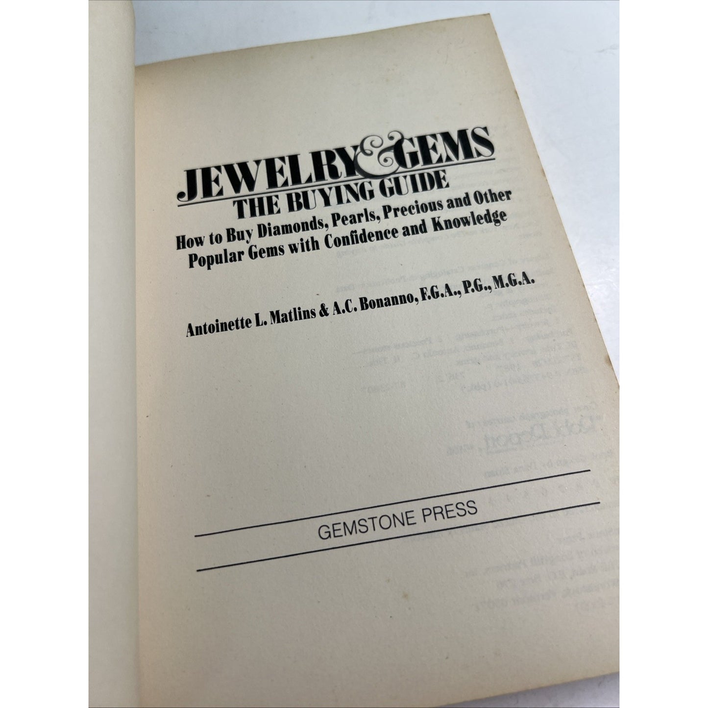 Jewelry and Gems : The Buying Guide by Matlins and Bonanno Softcover Illustrated