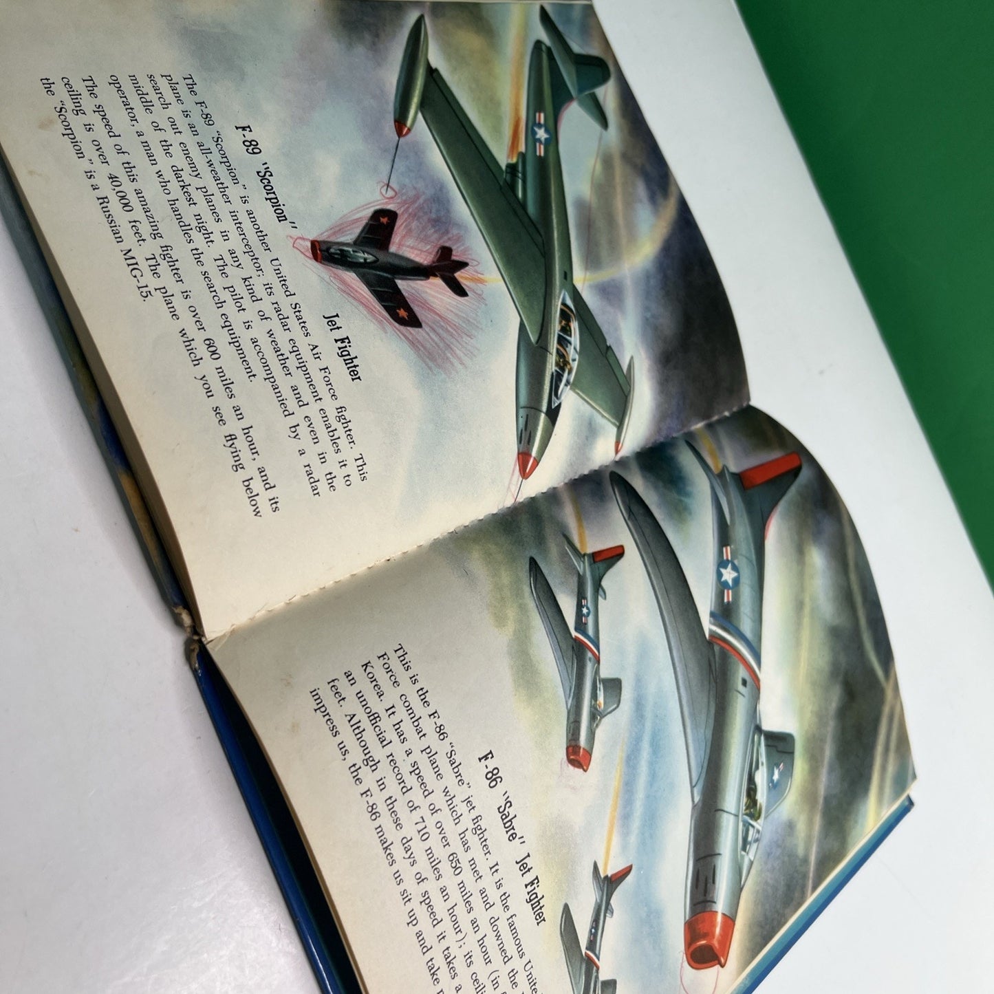 A Child's Book of Planes Tom Sinnickson 1951 Illustrated Children's DAMAGED