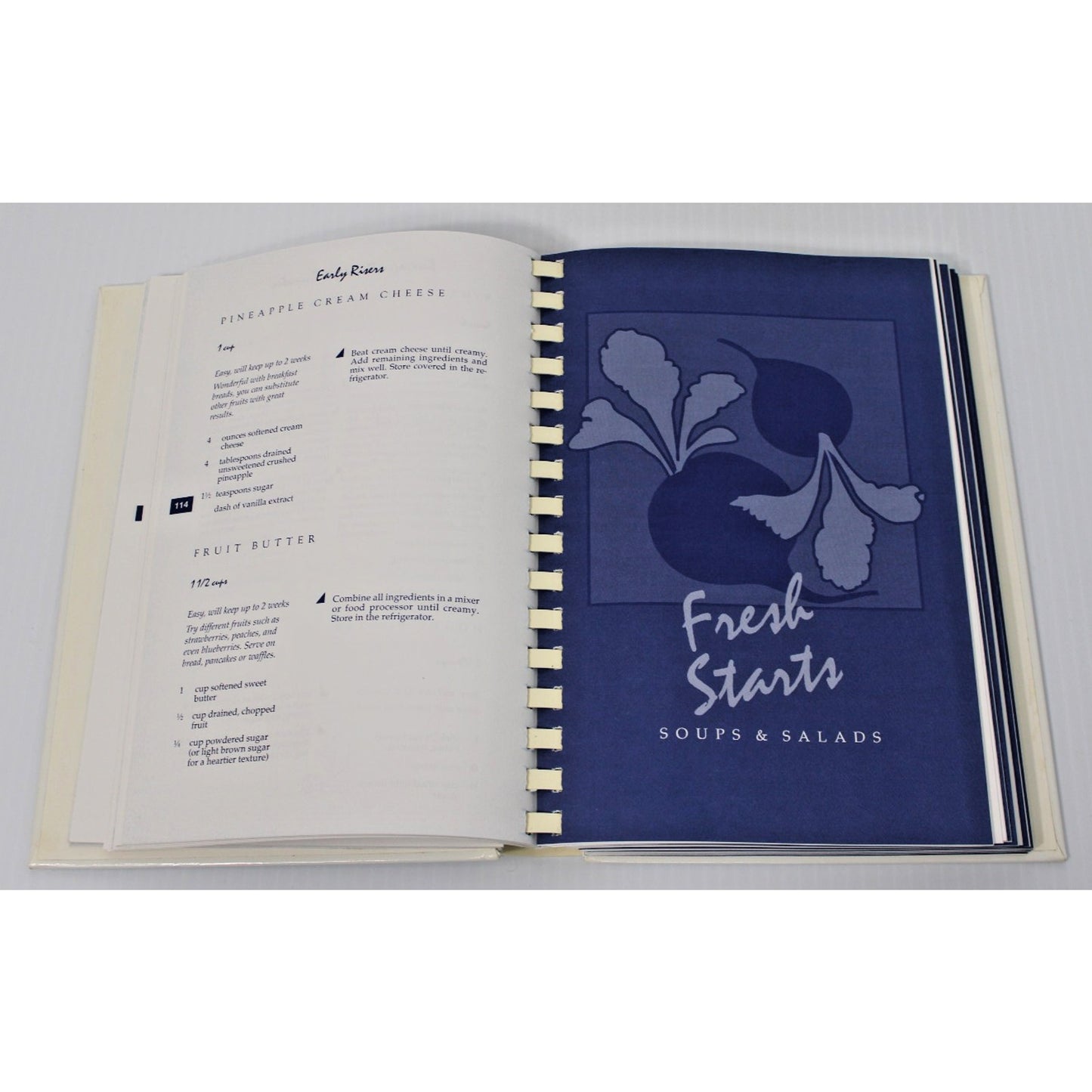 Of Tide & Thyme- Junior League of Annapolis, Maryland Vintage Cookbook, 1998