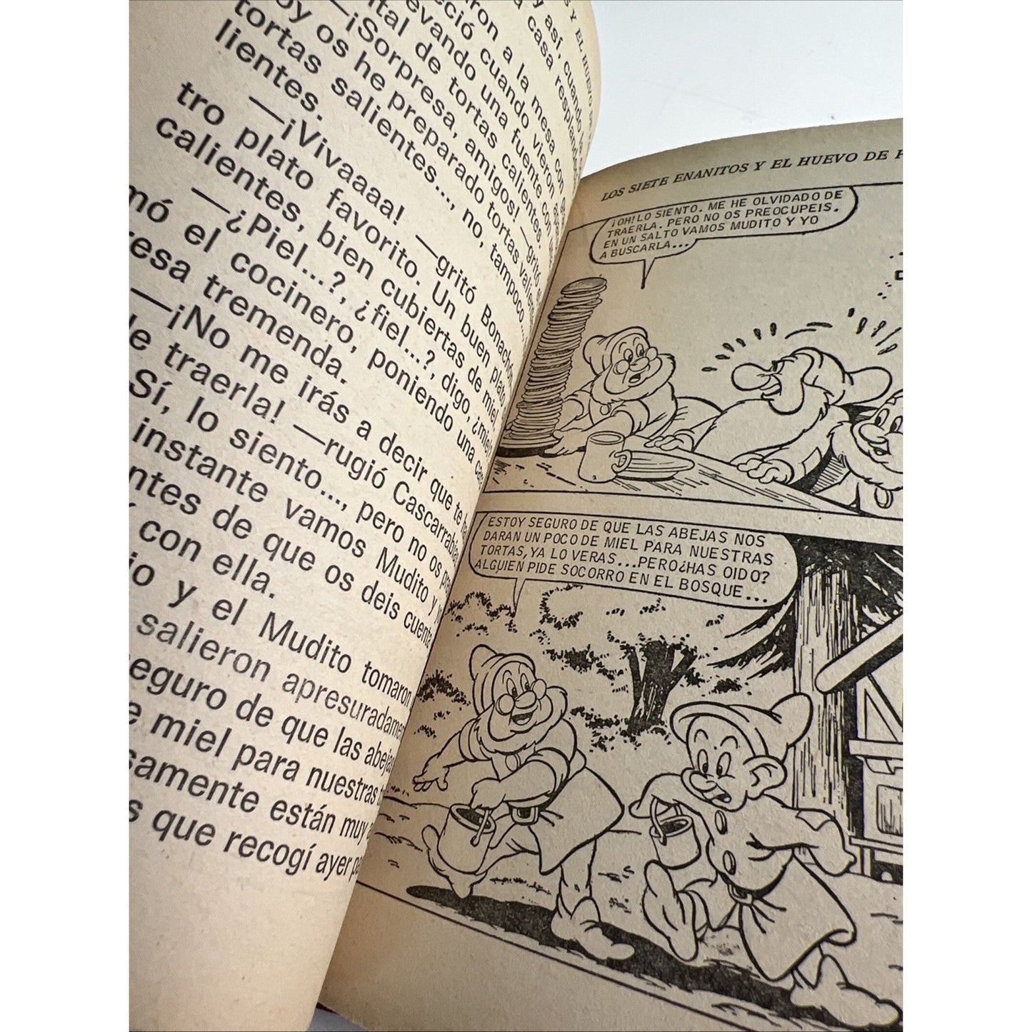 Walt Disney Blancanieves Y Los Siete Enanitos 1968 HC DJ Spanish Snow White