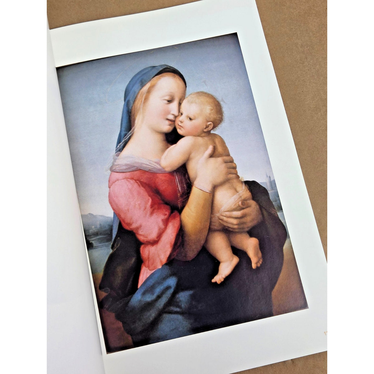 RARE The Therapeutic Value of Raphael's Madonnas Dr. Remigio Cenzato Art Therapy