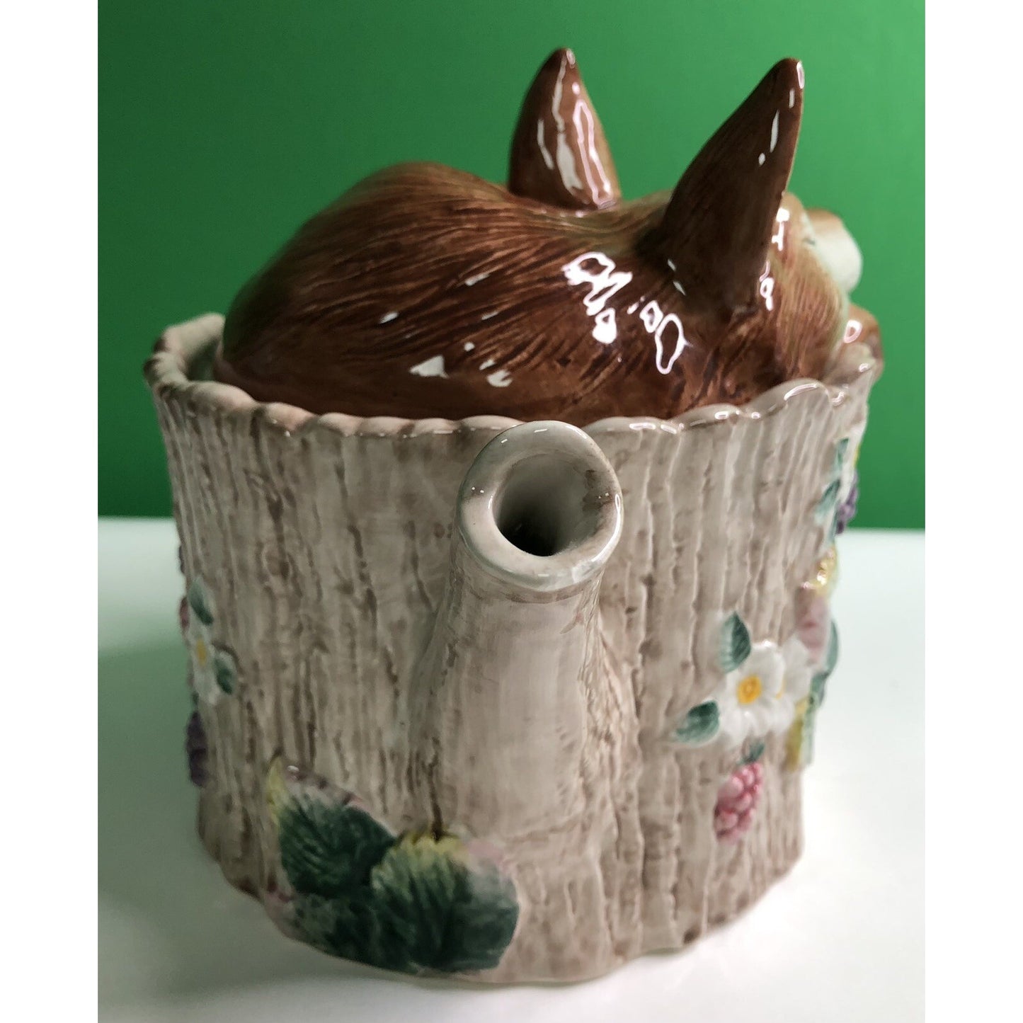 1990 Retired FITZ & FLOYD Sleeping Fox On Tree Stump With Berry Vine TEAPOT 32oz
