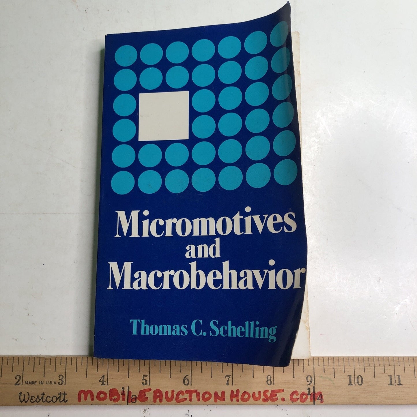 Fels Lectures on Public Policy Analysis Micromotives and Macrobehavior Schelling