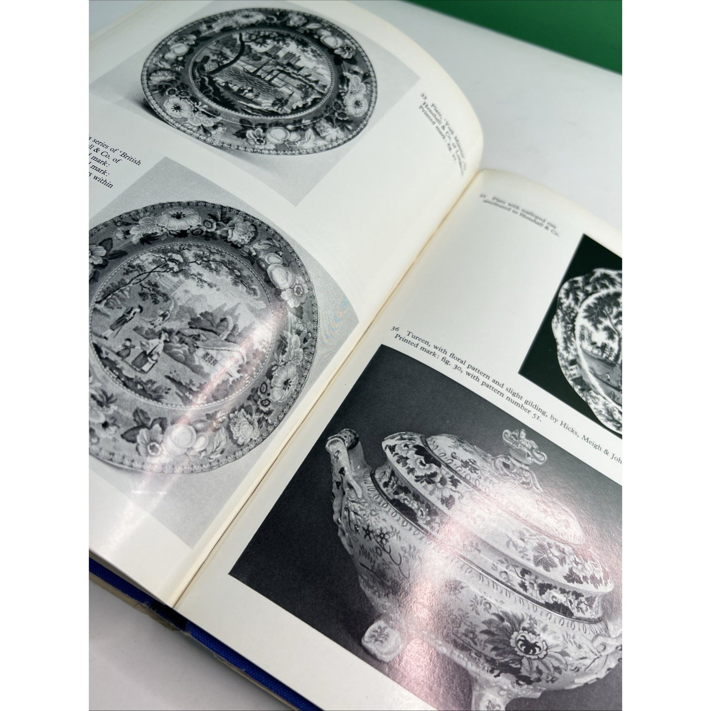 W.L. Little STAFFORDSHIRE BLUE Crown Publishers 1969 HCDJ China Pottery Transfer