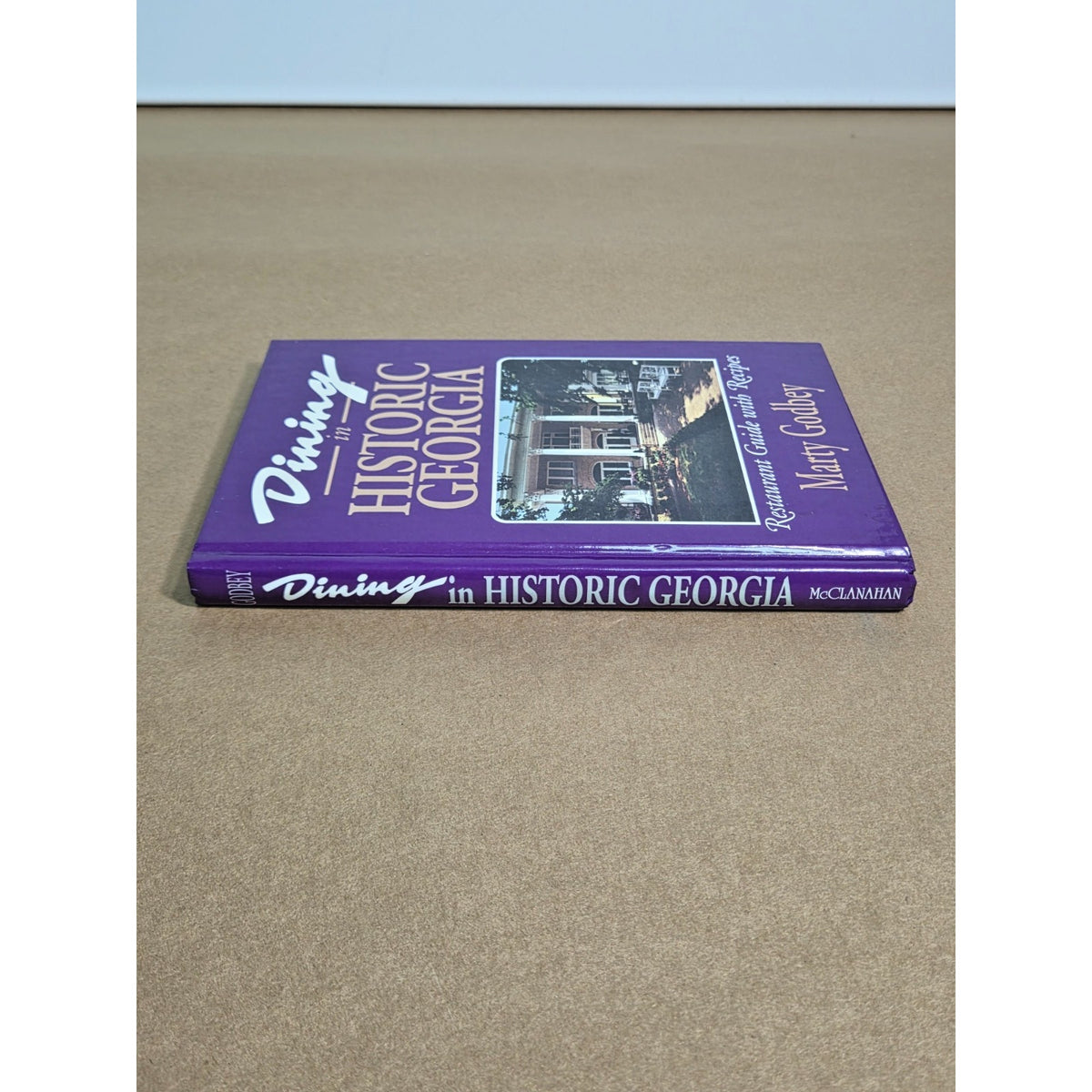 Vintage Dining in Historic Georgia Cookbook & Guide (1993) Marty Godbey HC