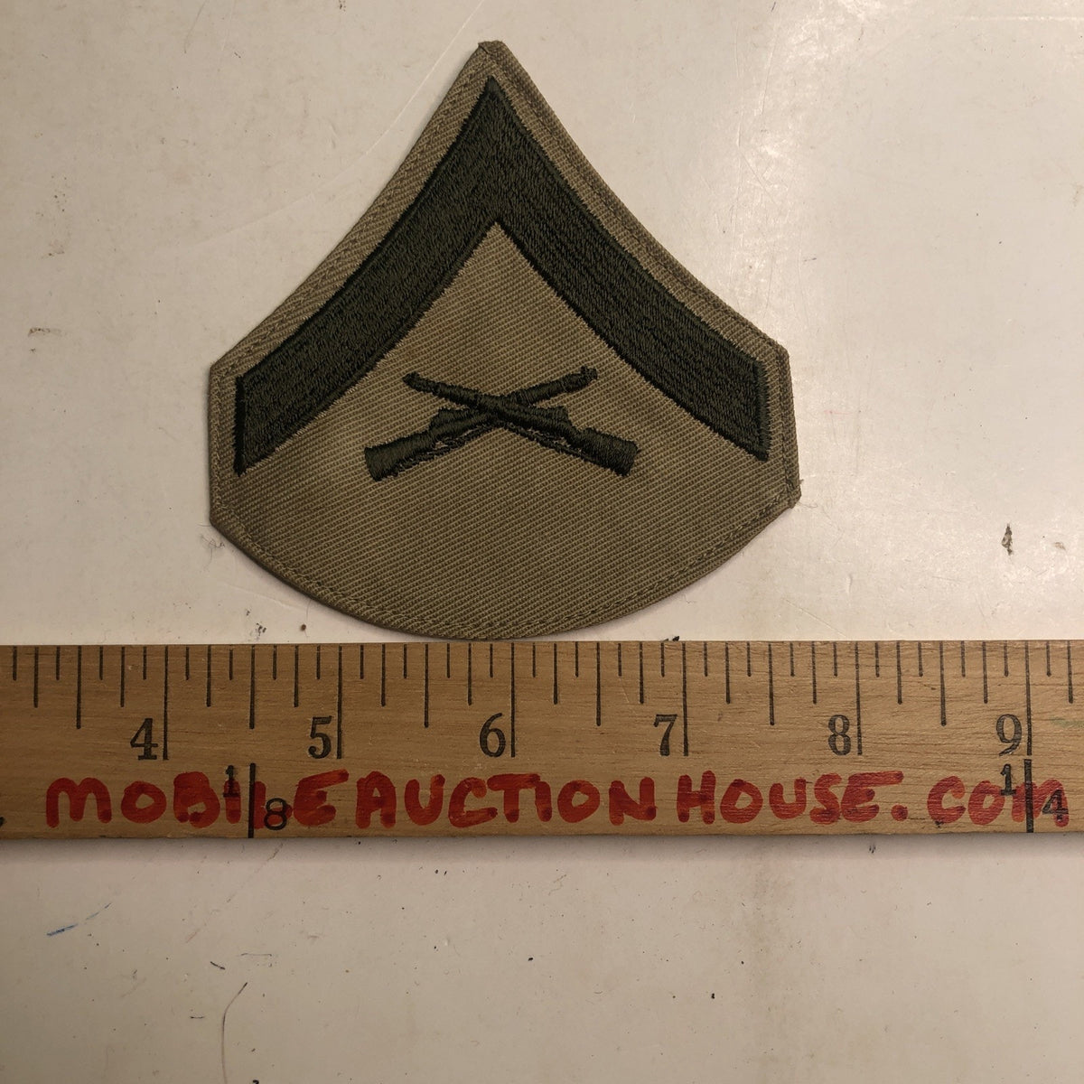 Vintage Military Shoulder Patch Private Crossed Rifles Khaki OD Green 3.75”