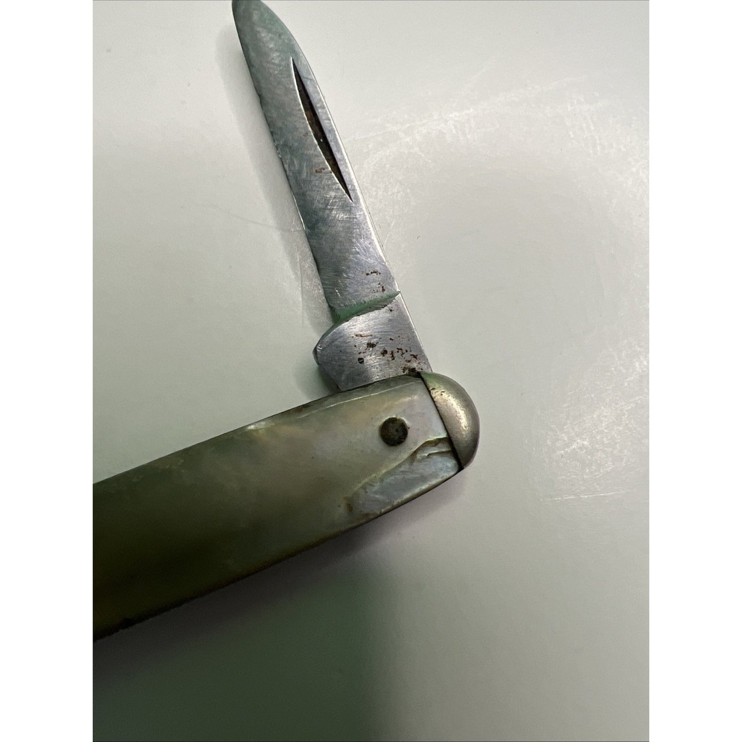 Vintage Genuine Mother of Pearl Gentlemen’s Pocket Knife 2 Blade 3” Small Chip