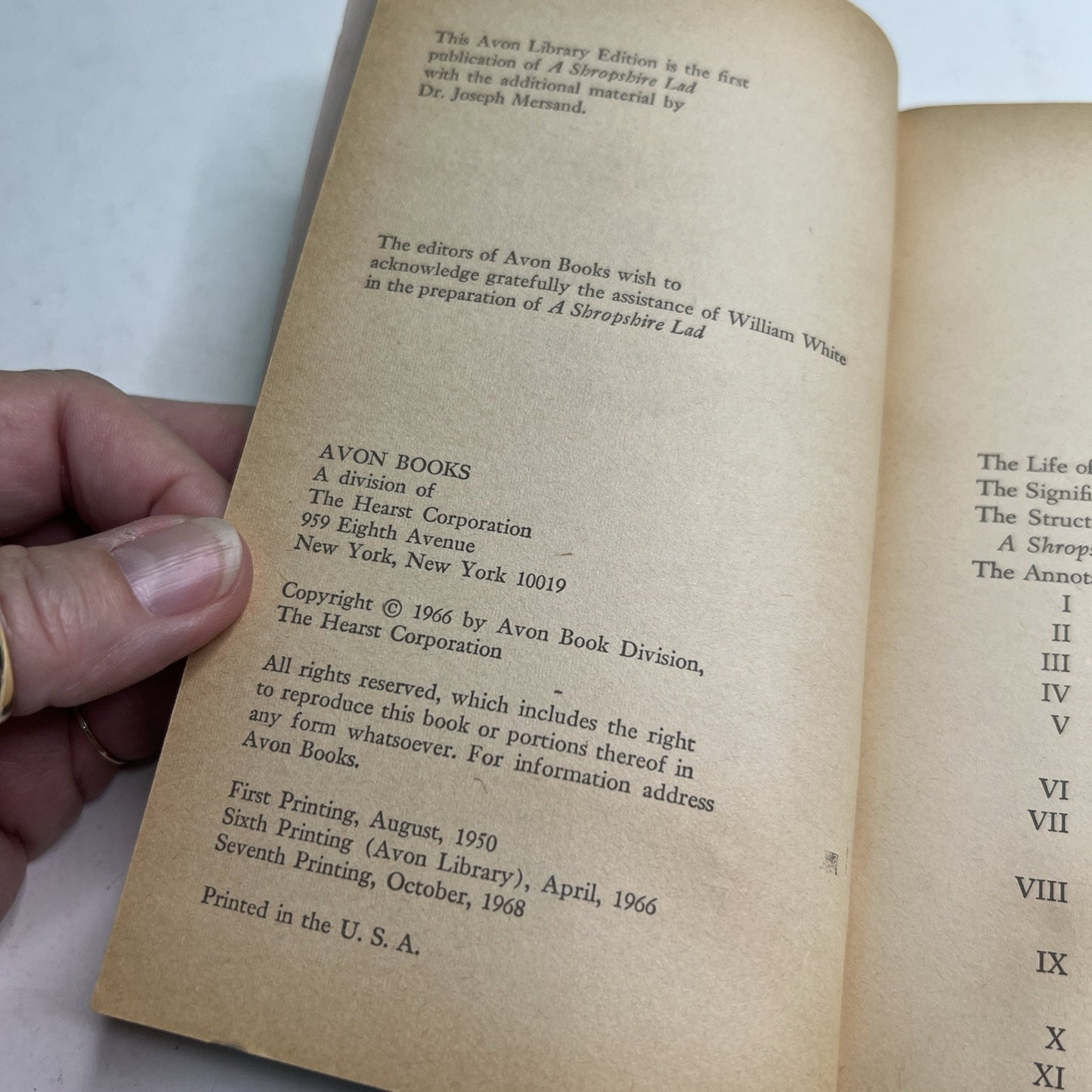 A Shropshire Lad By A. E. Housman 1968 PB English Poetic Work