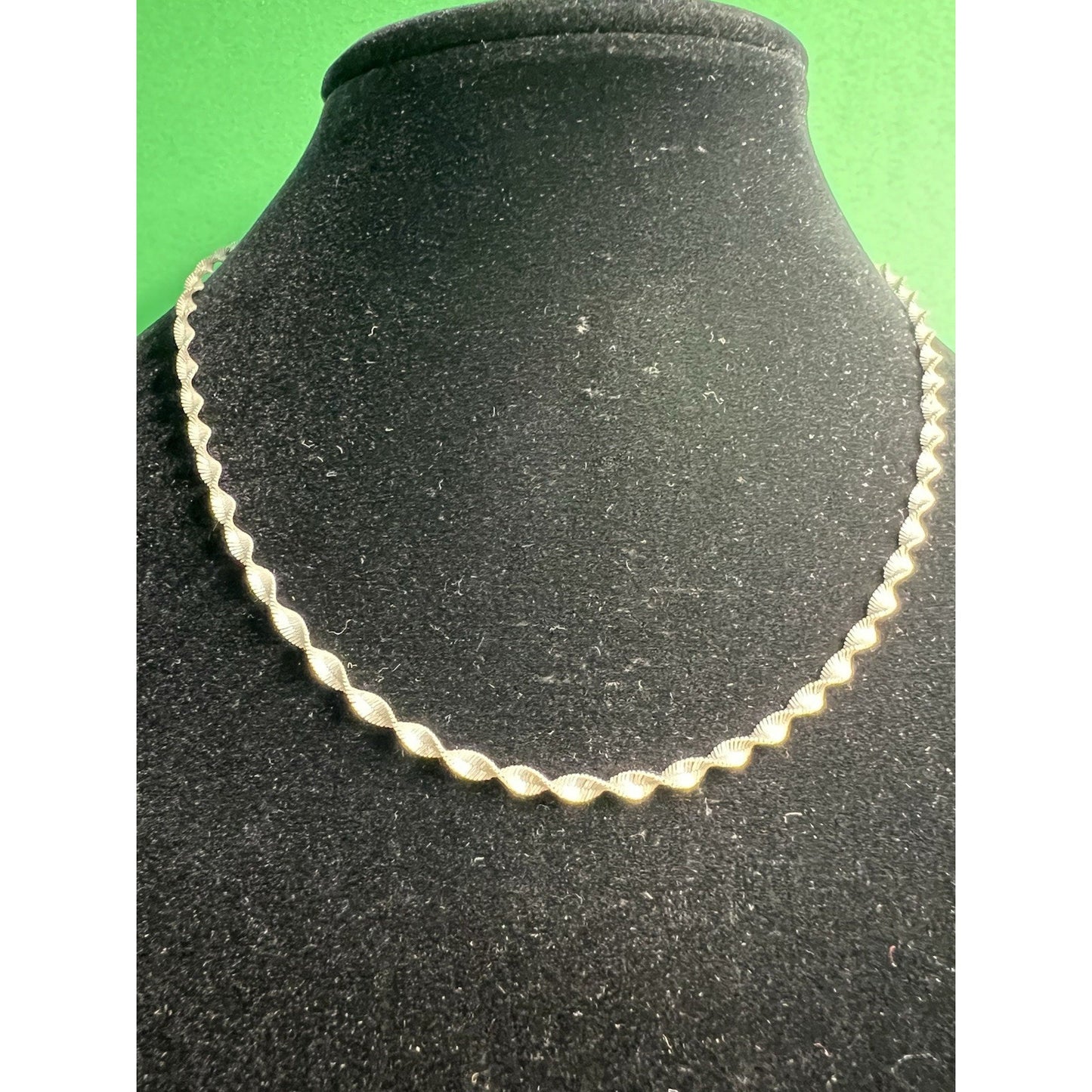 Vintage 18” Twisted Sterling Silver 925 Chain Necklace Italy Unique Elegant