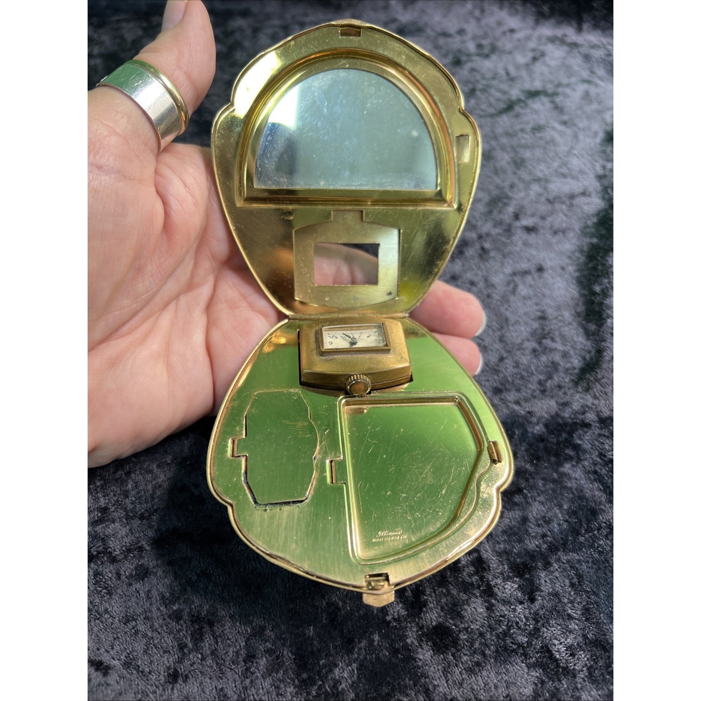 Weldwood Clock Art Deco Cream Enamel Makeup Compact Illinois Watch Case Co.