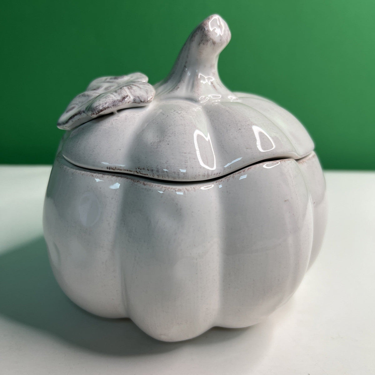 Pier 1 Hand Painted Dolomite Ceramic White Pumpkin Candy Dish W/Lid Distressed