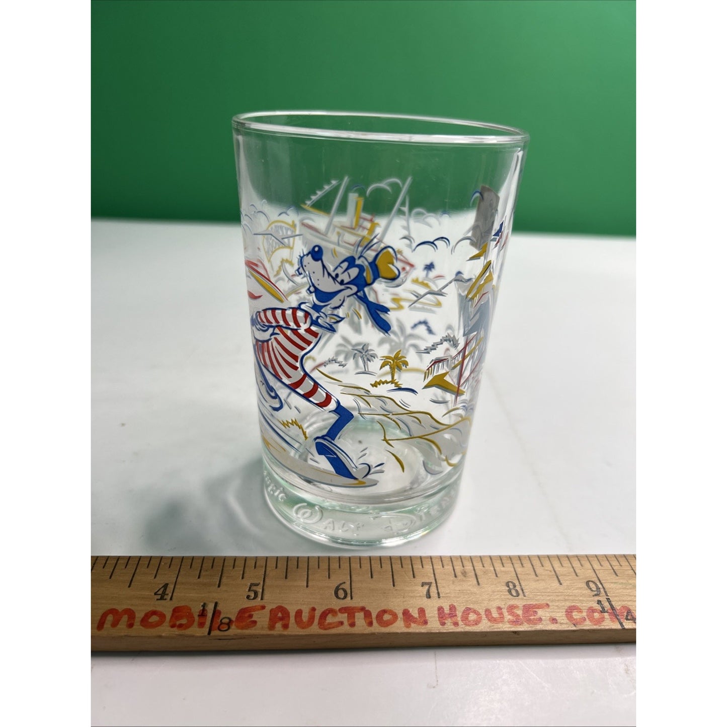 Walt Disney World 25th Anniversary McDonald's Tumbler Goofy Typhoon Lagoon