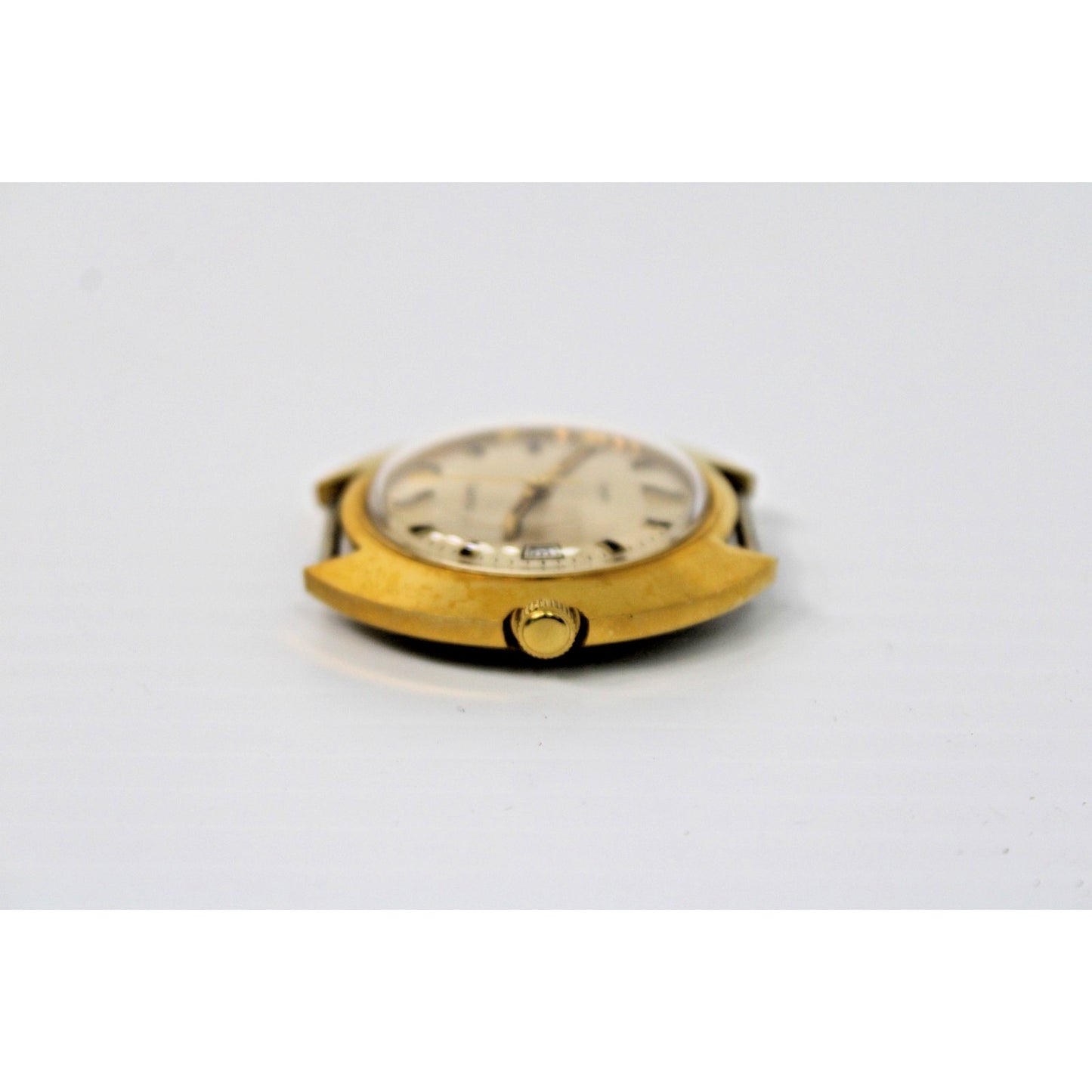 Rare Vintage 1966 Timex Electric Gold Tone "UFO" Watch, M85 Cushion Case, Date