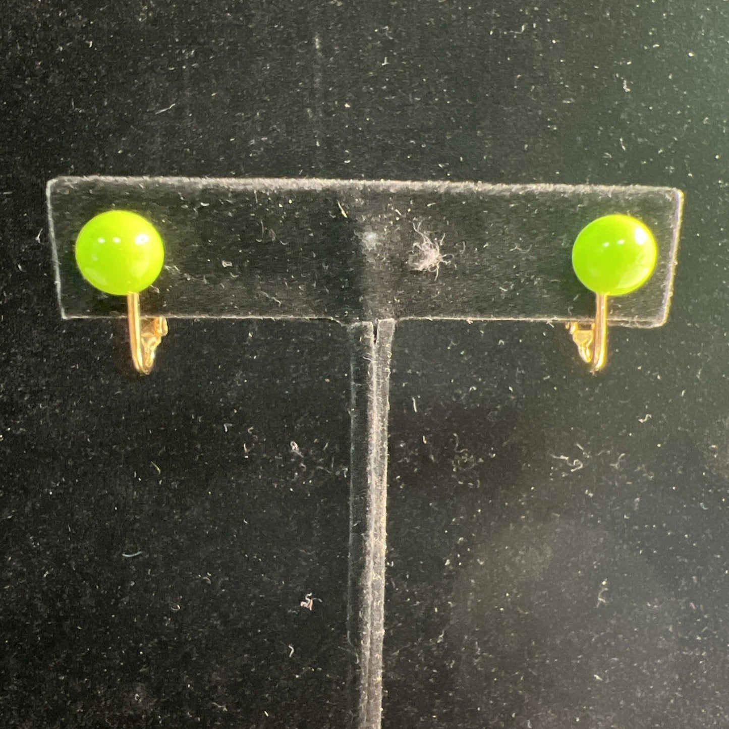Vintage Chartreuse Green Ball Clip On Earrings Goldtoned Clip-Ease