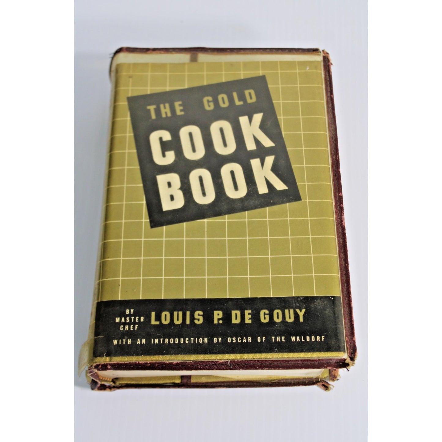 Vintage 1947 The Gold Cook Book Master Chef Louis P. De Gouy Waldorf HC DJ Cover