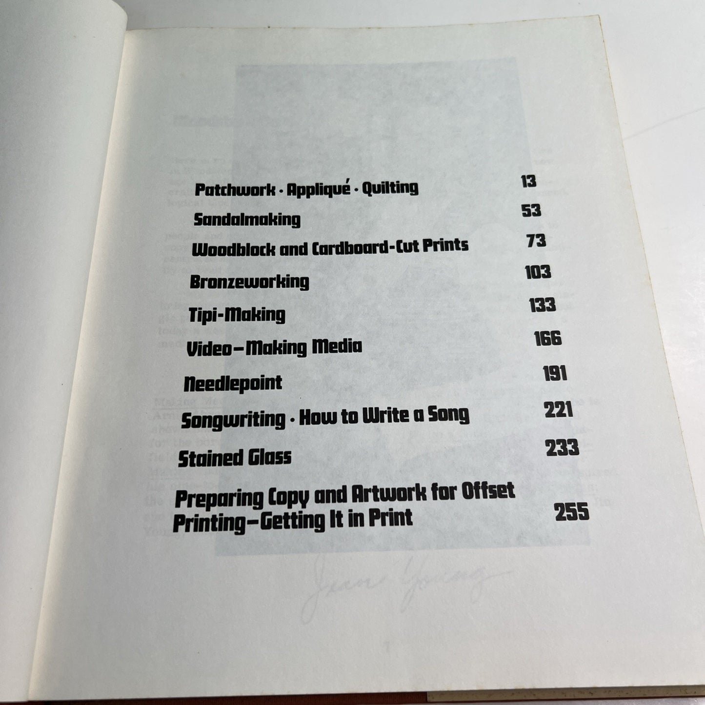 Woodstock Craftsman's Manual 2 by Jean Young 1973 HC DJ Illustrated Crafts