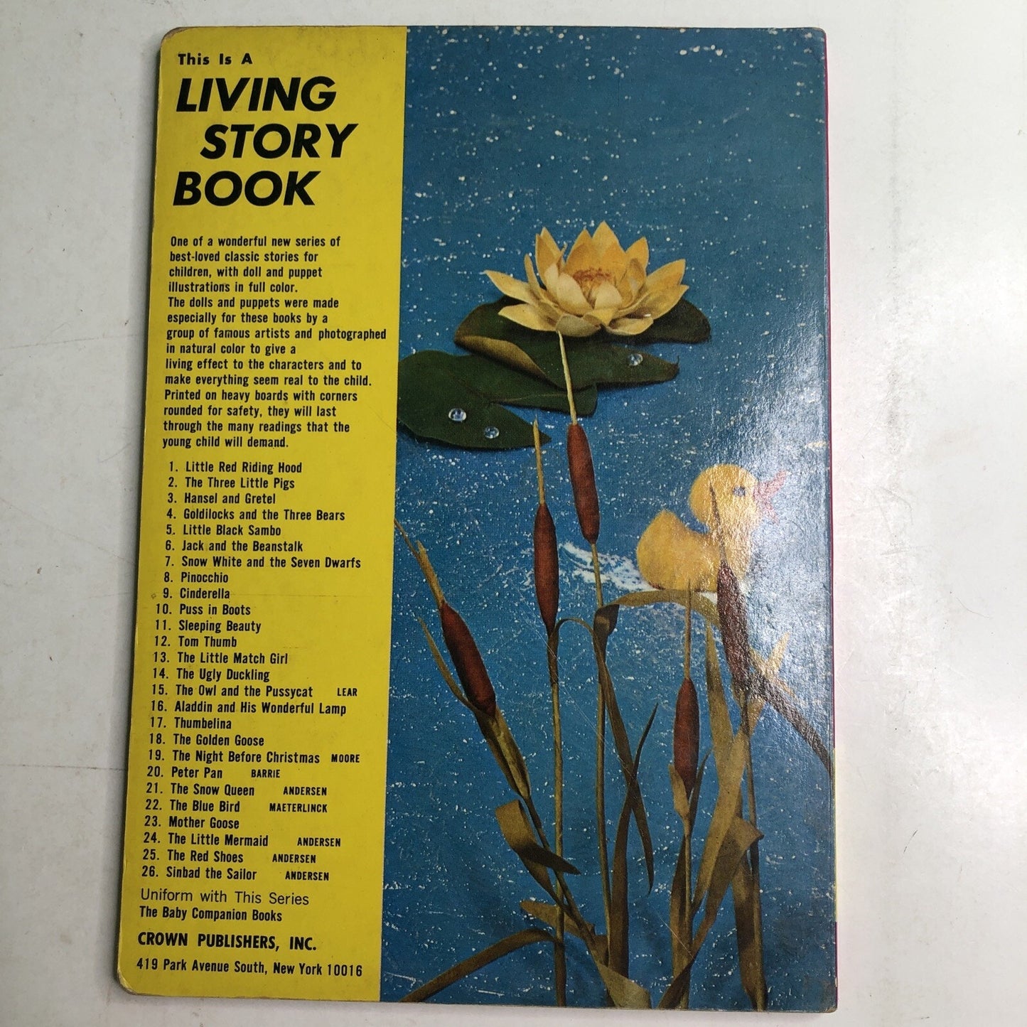 1967 “The Ugly Duckling” A Living Story Book Crown Publishers Ex Library JAPAN