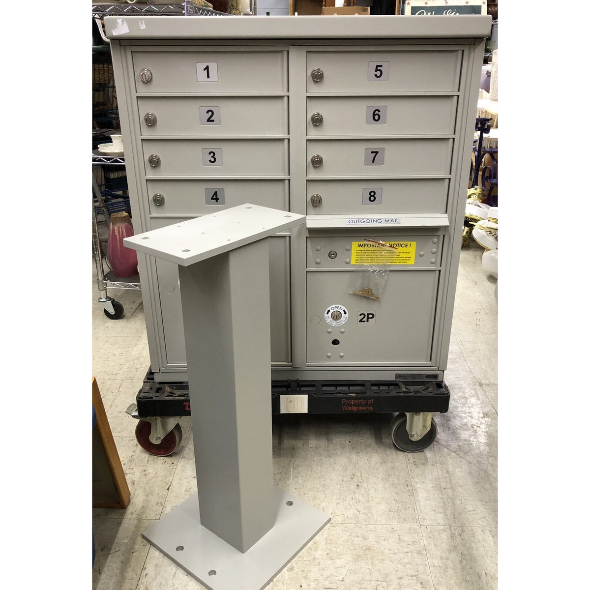 Salsbury Industries Mailbox 8 Slots Private Access Outgoing With Stand