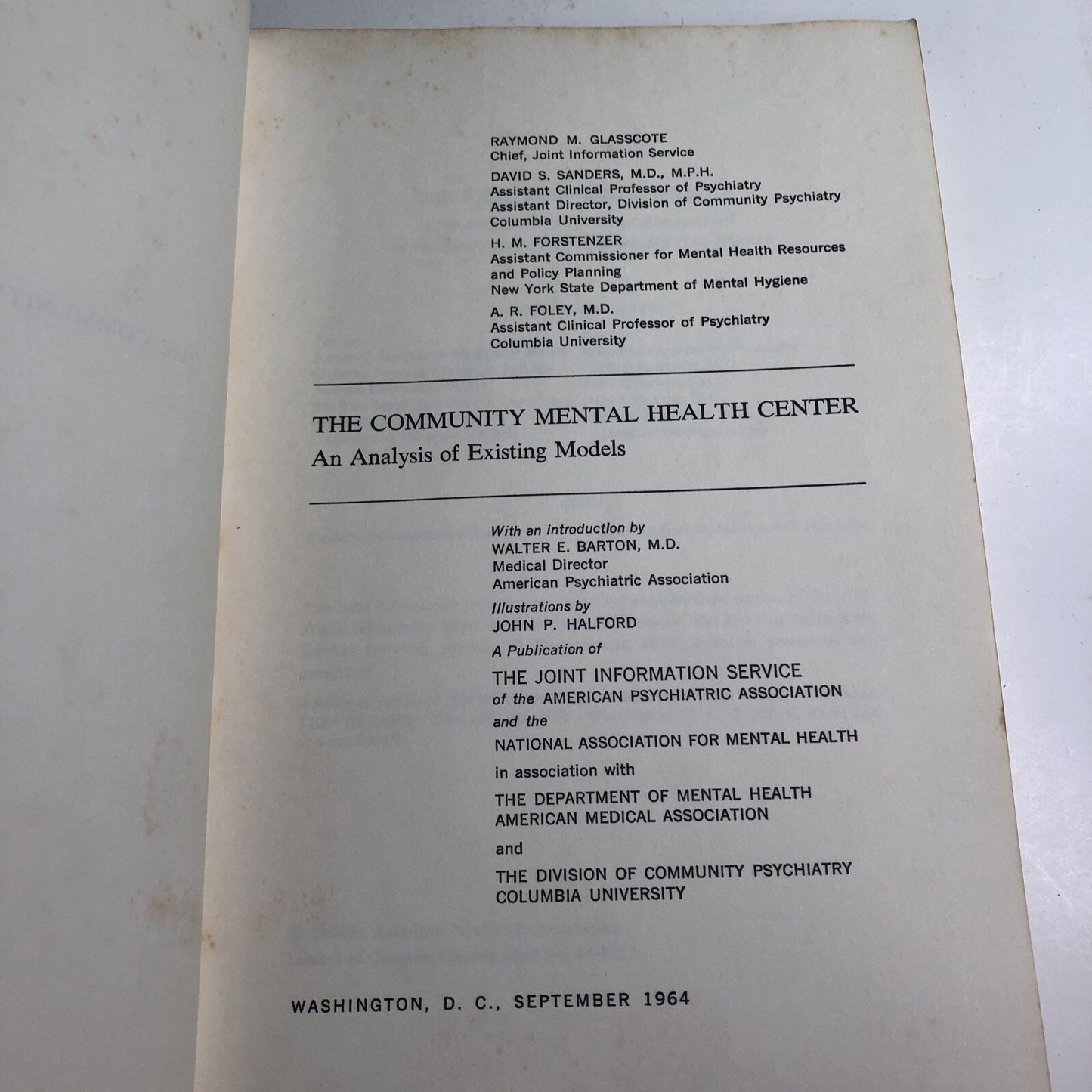 1964 The Community Mental Health Center An Analysis Of Existing Models PB