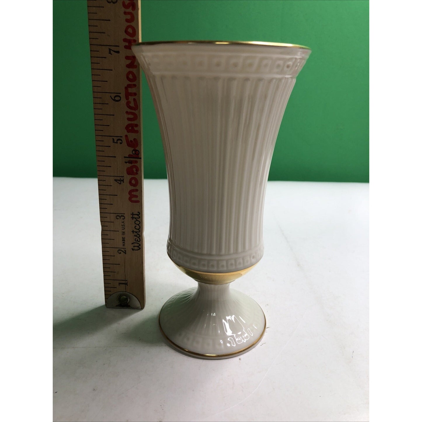 Lenox Grecian Fluted Vase 7" Ivory With 24k Gold Trim Pedestal Design