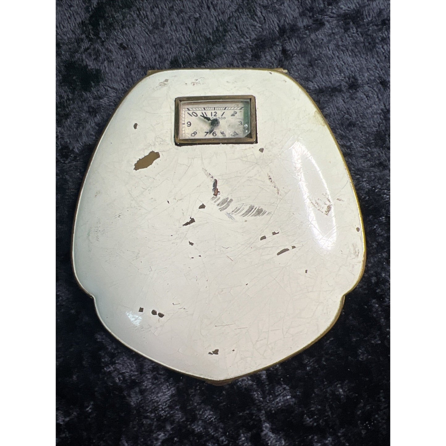 Weldwood Clock Art Deco Cream Enamel Makeup Compact Illinois Watch Case Co.