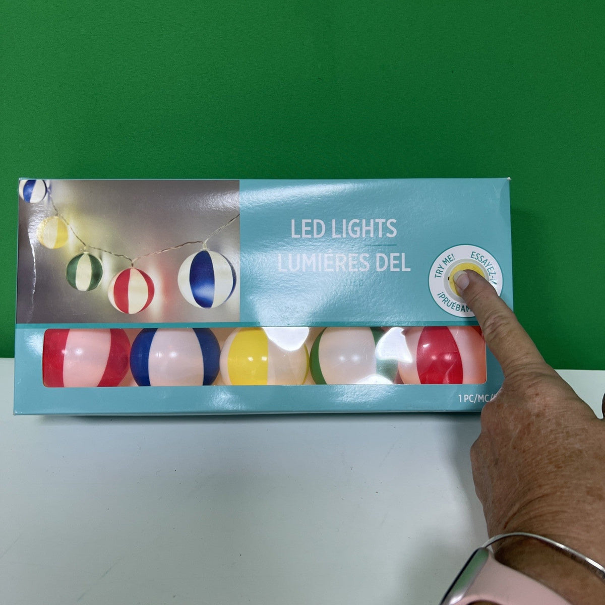 NEW - 10 LED Decorative Lights Battery Operated 5.7' Long 2 AA Batteries Needed