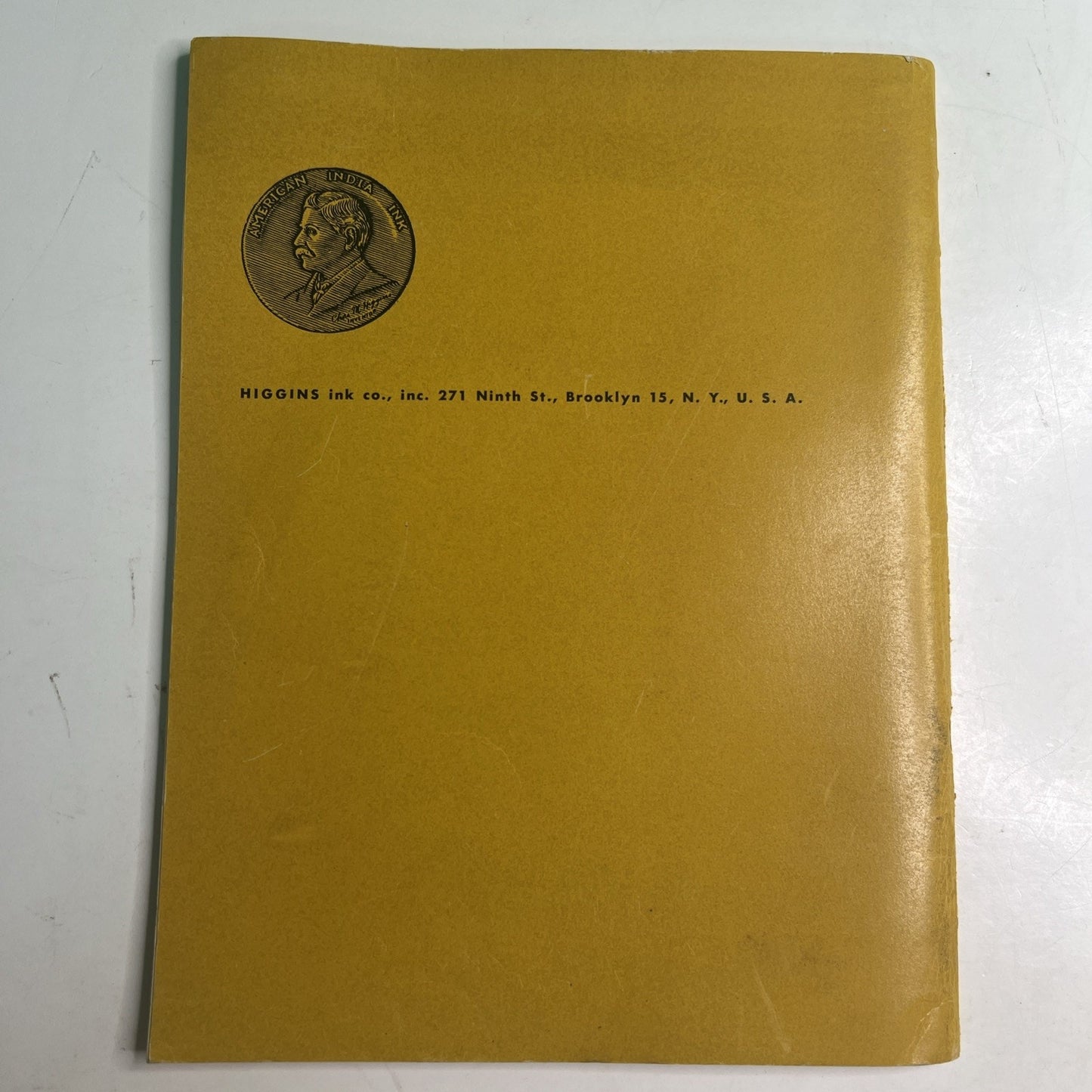 Higgins Ink Co., New York Design Group / Lettering PB Book Second Edition 1949