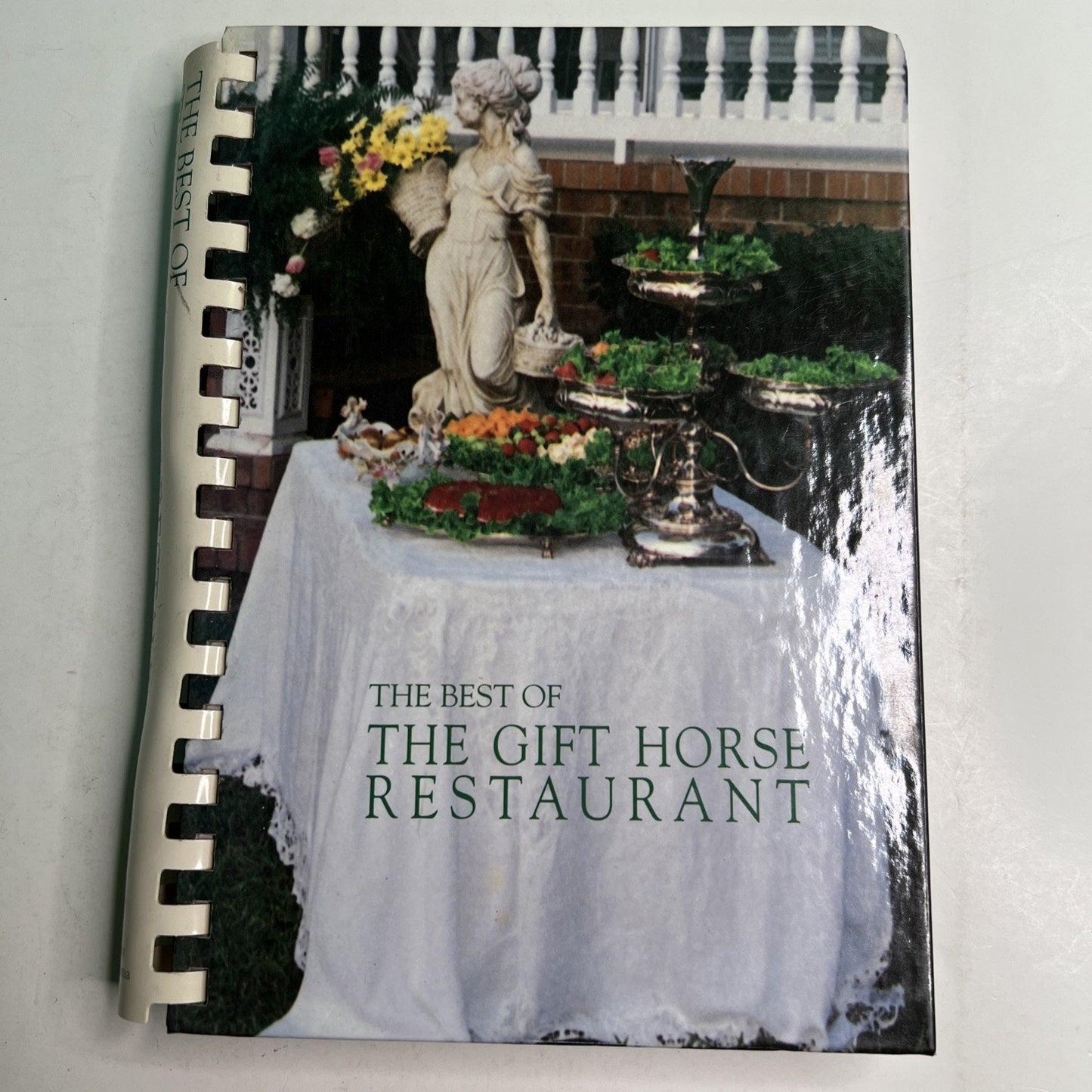 THE BEST OF THE GIFT HORSE RESTAURANT By Jackie O. Mcleod Foley Alabama 2001