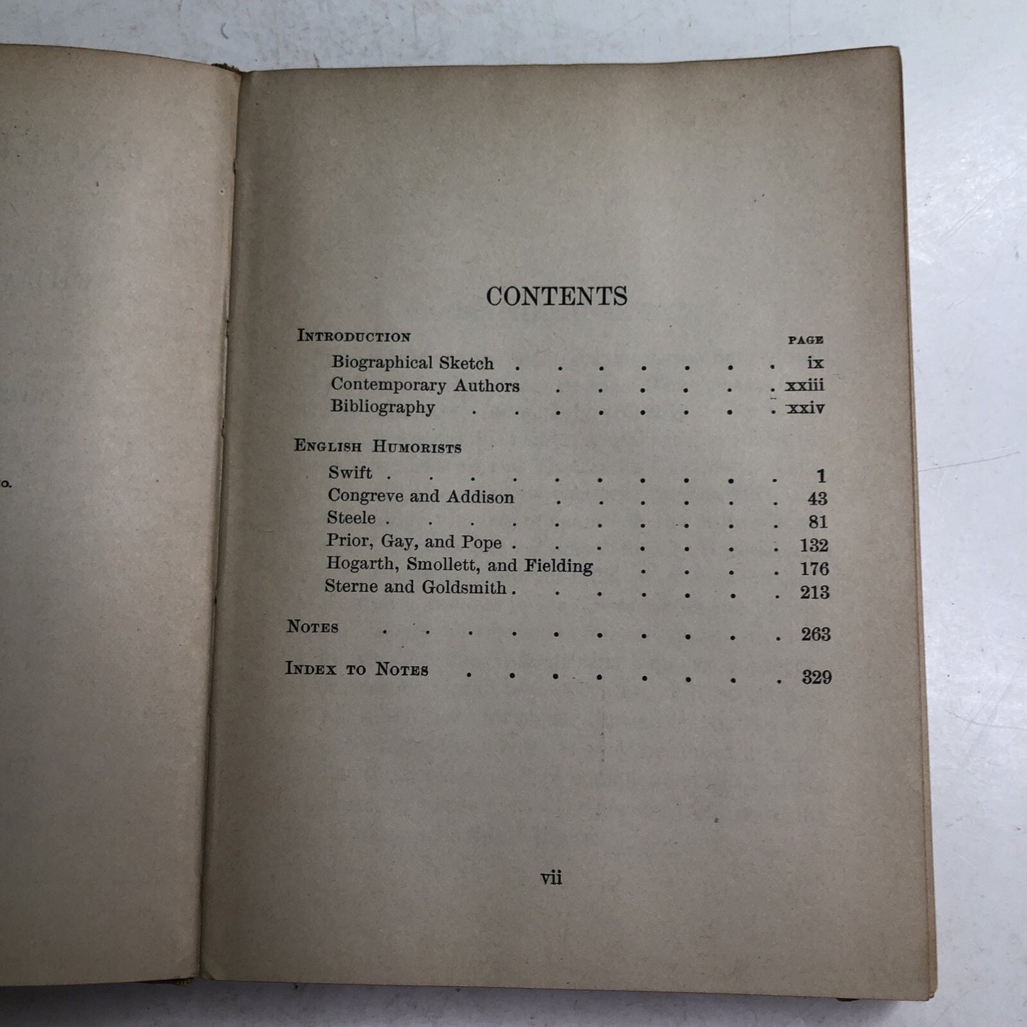 Vintage THACKERAY’S ENGLISH HUMORISTS Macmillan’s Pocket Classics NY 1910