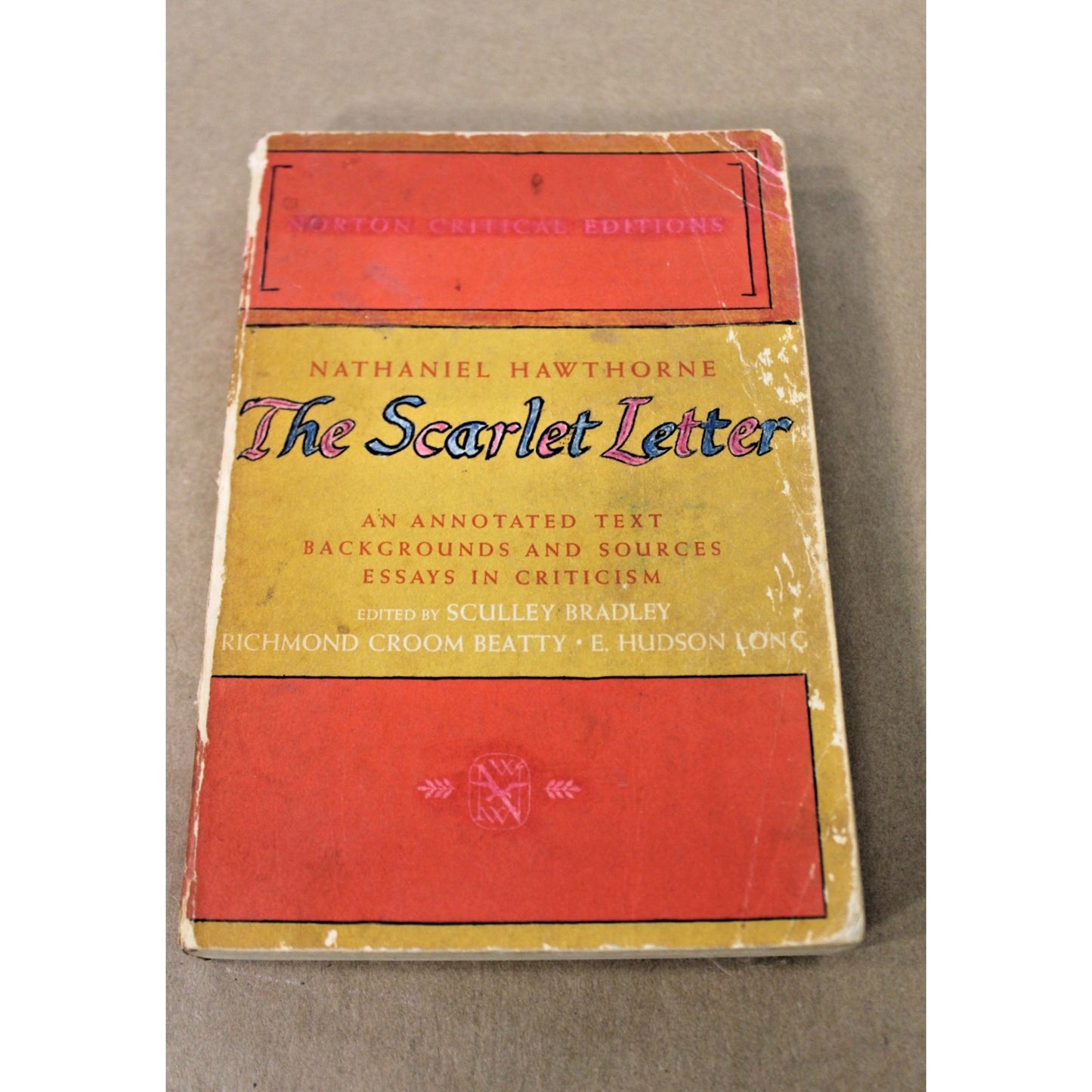 The Scarlet Letter, Nathaniel Hawthorne 1962, Annotated Norton Critical Edition