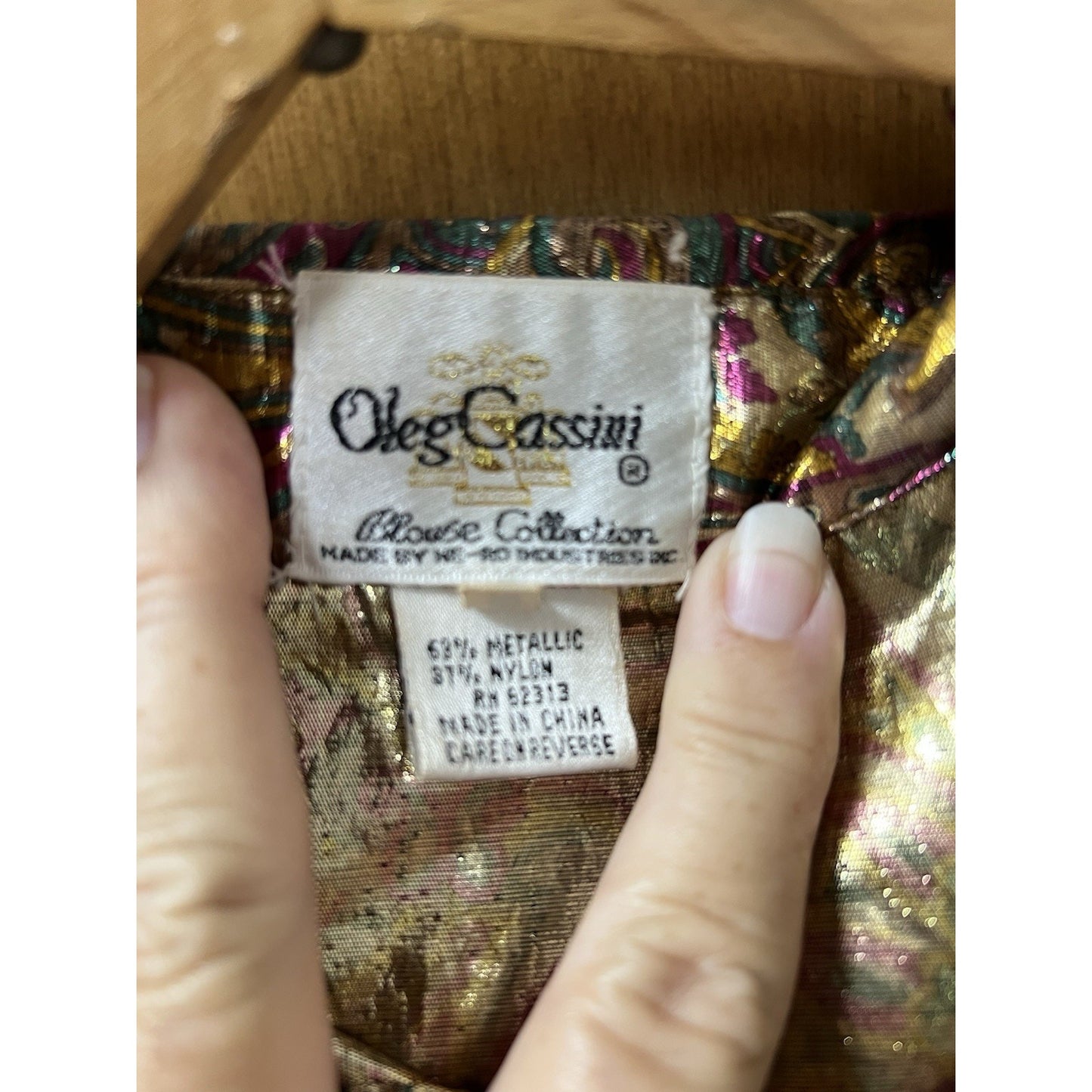 OLEG CASSINI Metallic Fabric Blouse Size 8 Button Up Shirt Paisley Pattern