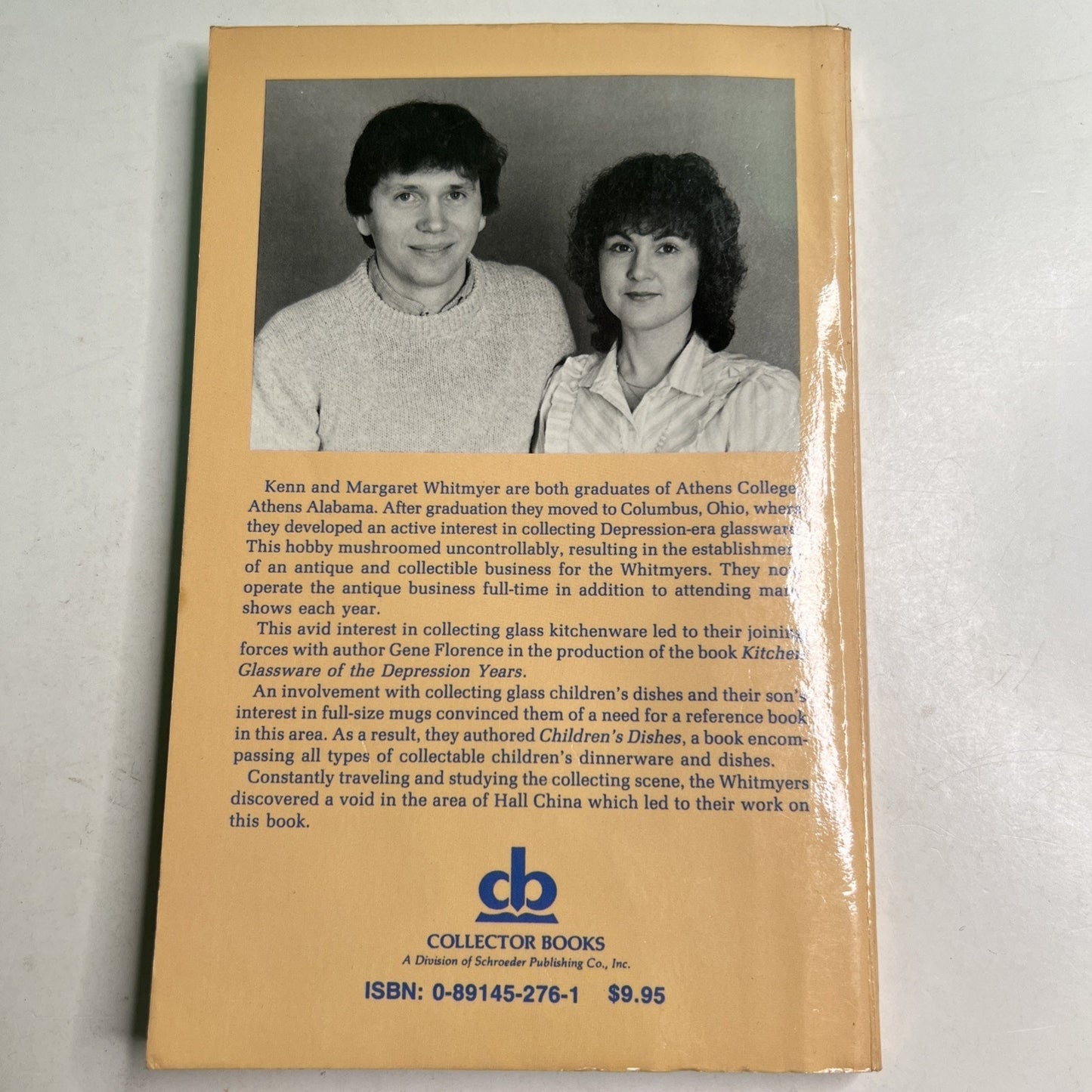 Collector's Guide to HALL CHINA by Margaret & Kenn Whitmyer 1985 Paperback