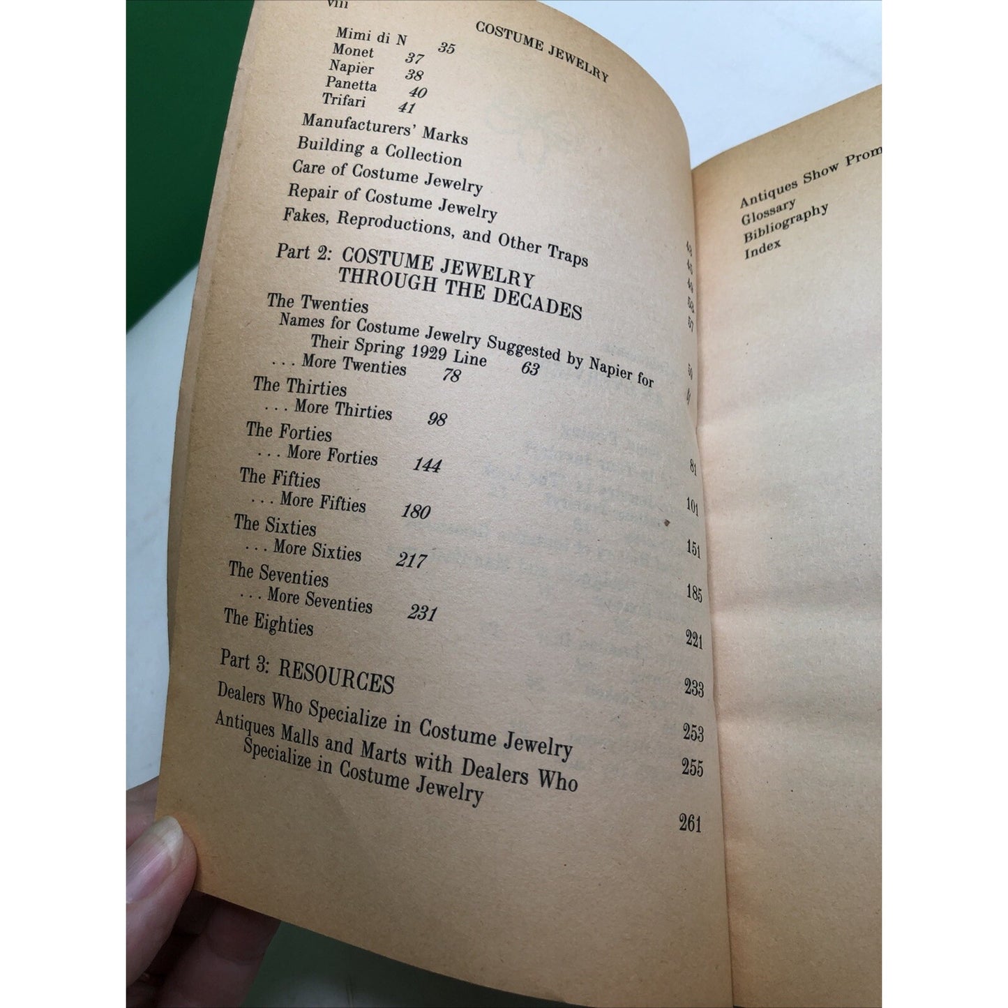 Official Identification and Price Guide to Costume Jewelry Harrice Simons Miller