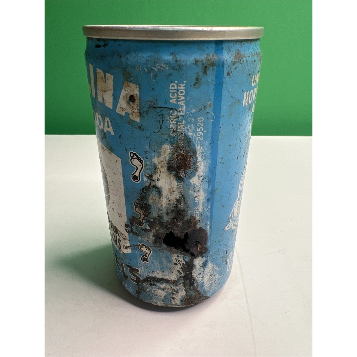 1982 NCAA Champions Tar Heels Carolina Blue Soda Empty Advertising 12oz UNC Can