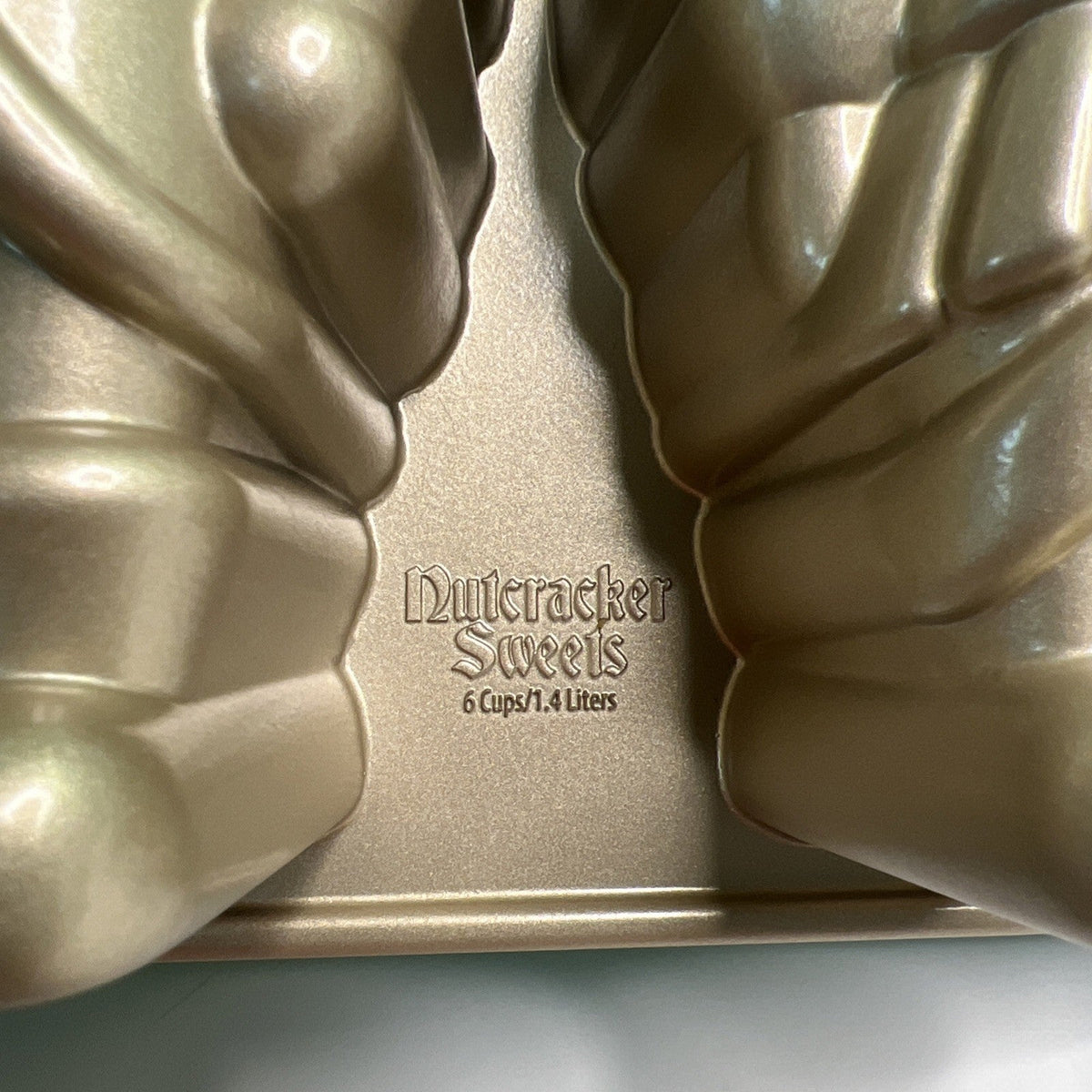 Nutcracker Sweets Nordic Ware Nonstick Cakelet Cake Baking Bake Pan Christmas