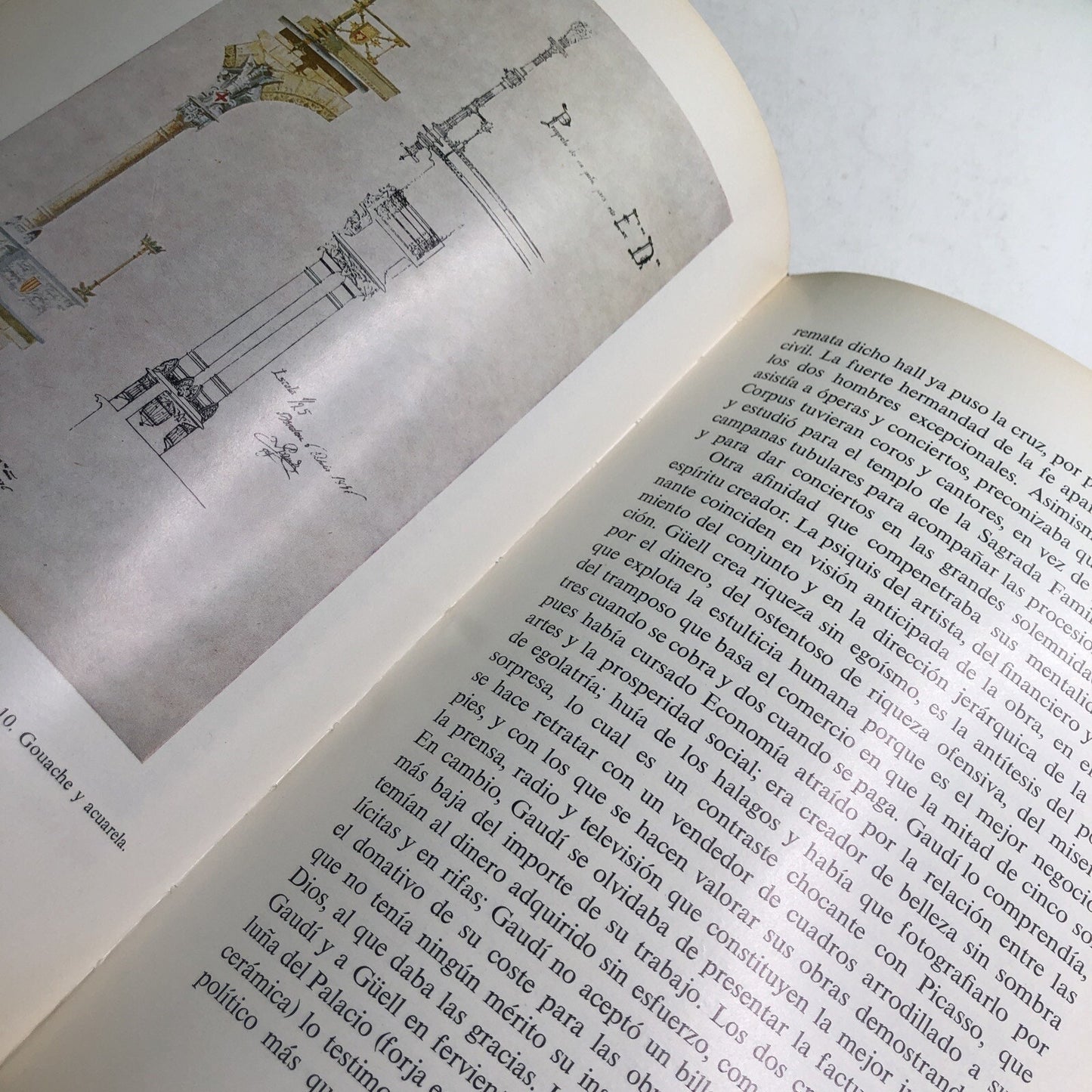 Memoria De La Catedra Gaudi Curso 1968-1969 HC DJ 1970 in Spanish Illustrated