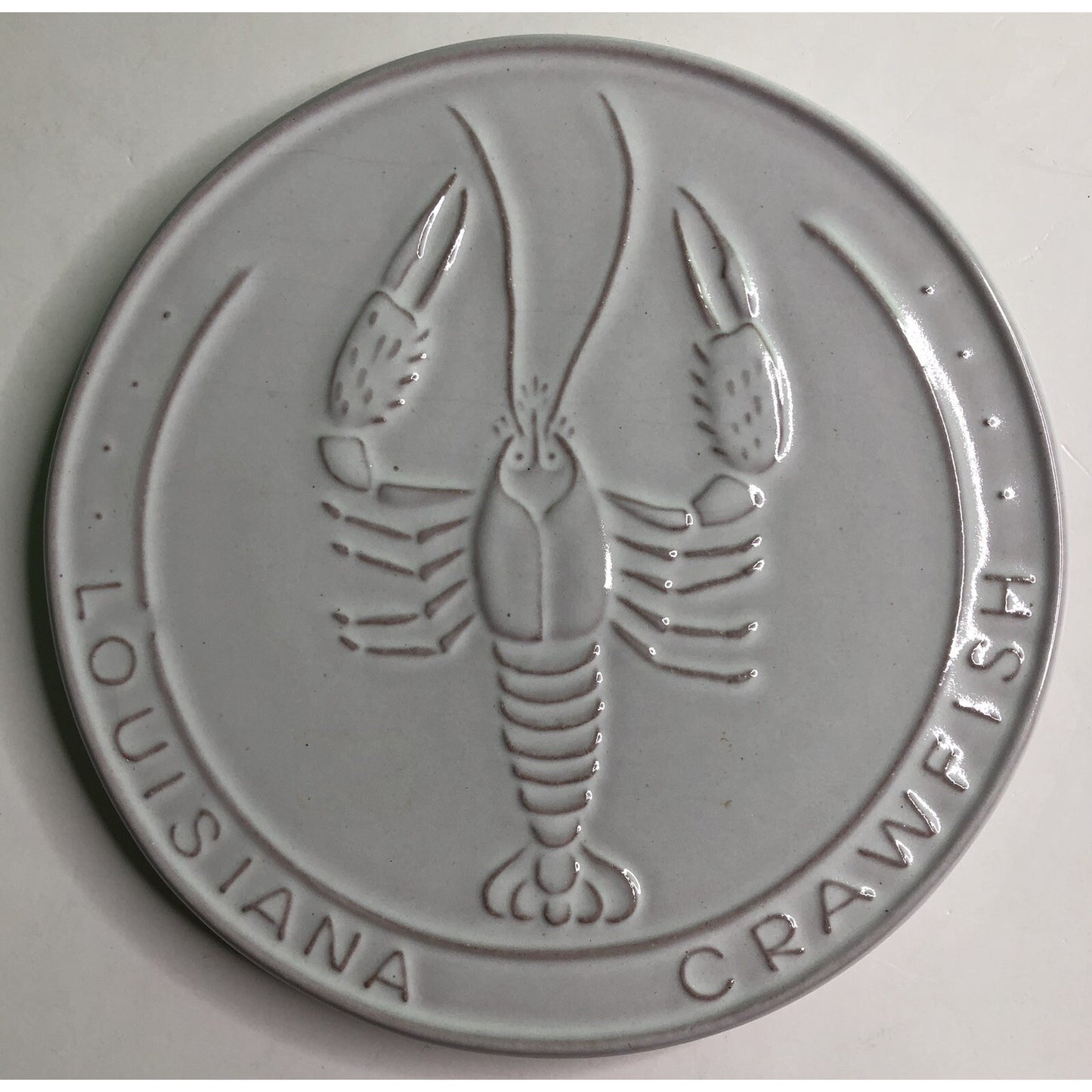 Vintage FRANKOMA Art Pottery LOUISIANA CRAWFISH White Round TRIVET Souvenir
