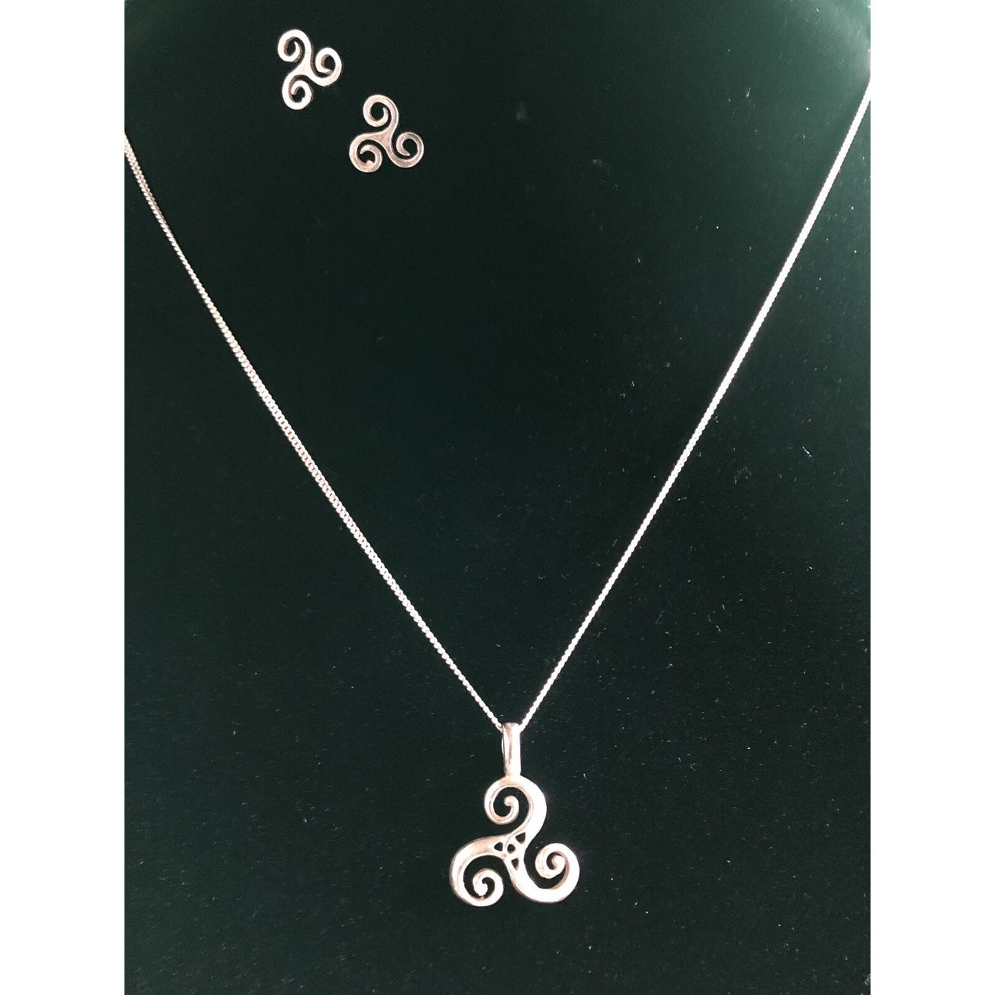 Vintage Sterling Silver Celtic TRISKELION Charm 18" Necklace Pendant Earring Set