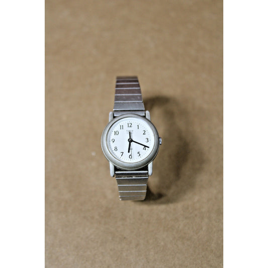 Vintage Clean Timex Woman's Watch White Dial Silver Tone Band Quartz