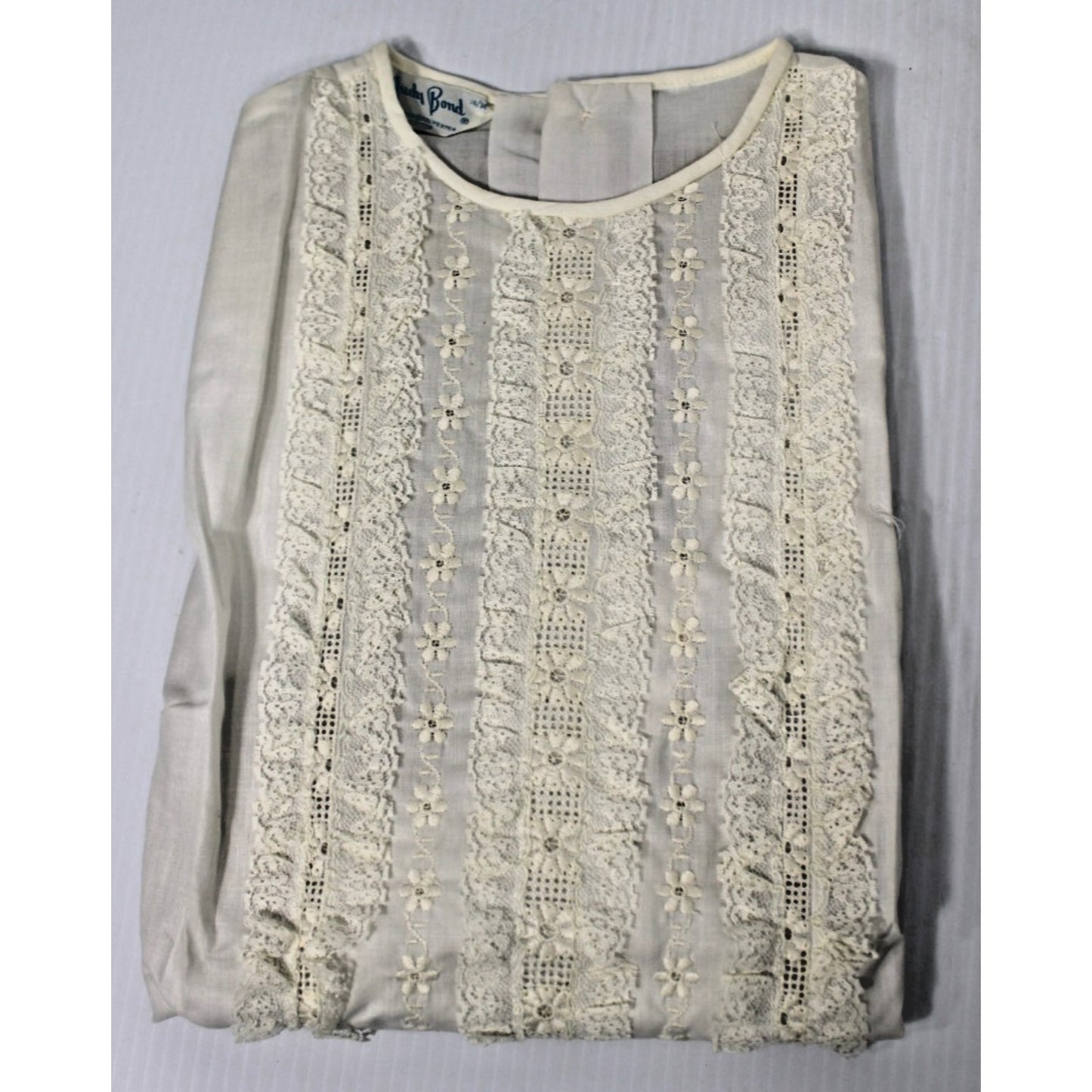Vintage NOS Judy Bond White Lace Embroidered Blouse Sz. 14/34 Cotton Dacron