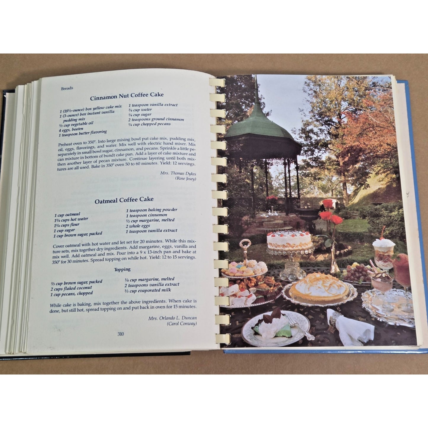 Vintage Vicksburg Cookbook 1986 2nd Printing Junior Auxiliary MS Southern Recipe