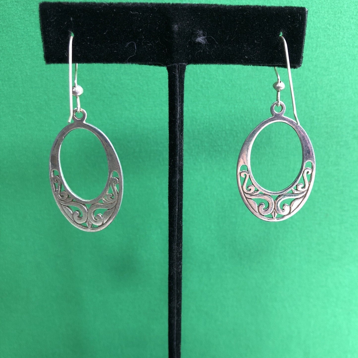 Vtg Mexican Silver Oval Drop Earrings Intricate Stamped Detail Pierced Hook Wire