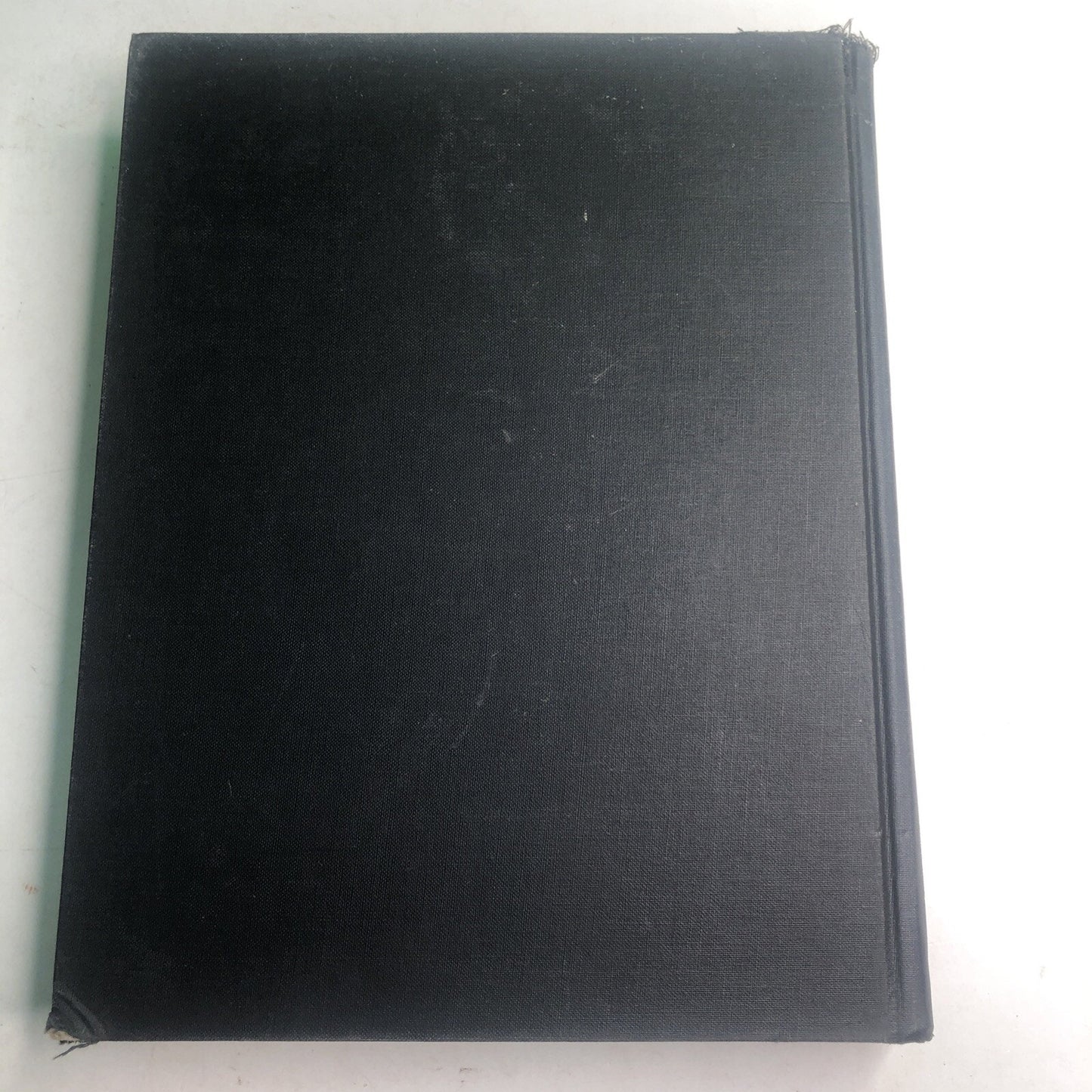 The Dictionary of World Pottery and Porcelain by Louise Ade Boger 1971 HC