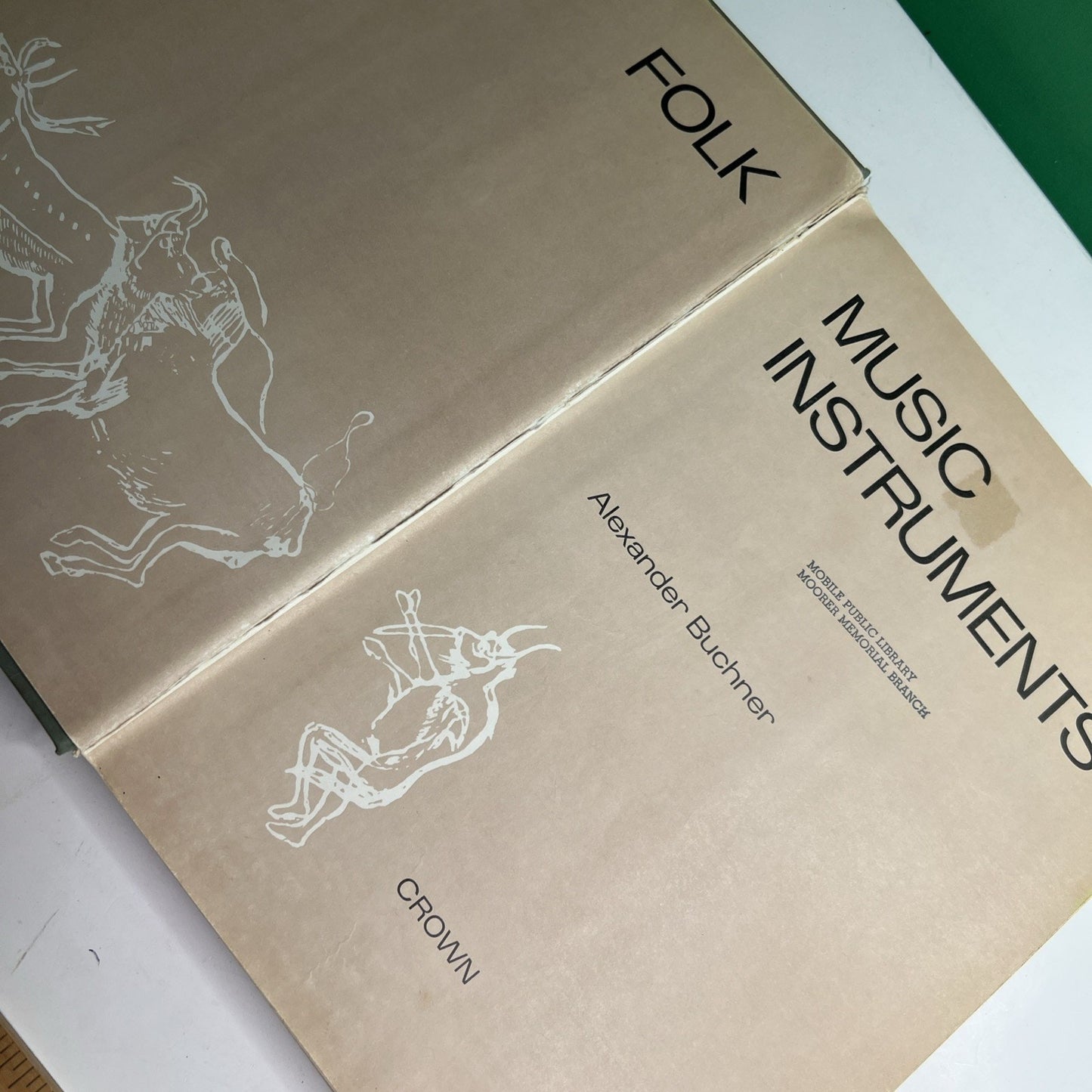FOLK MUSIC INSTRUMENTS OF THE WORLD BY A BUCHNER 1971 HC Ex Library