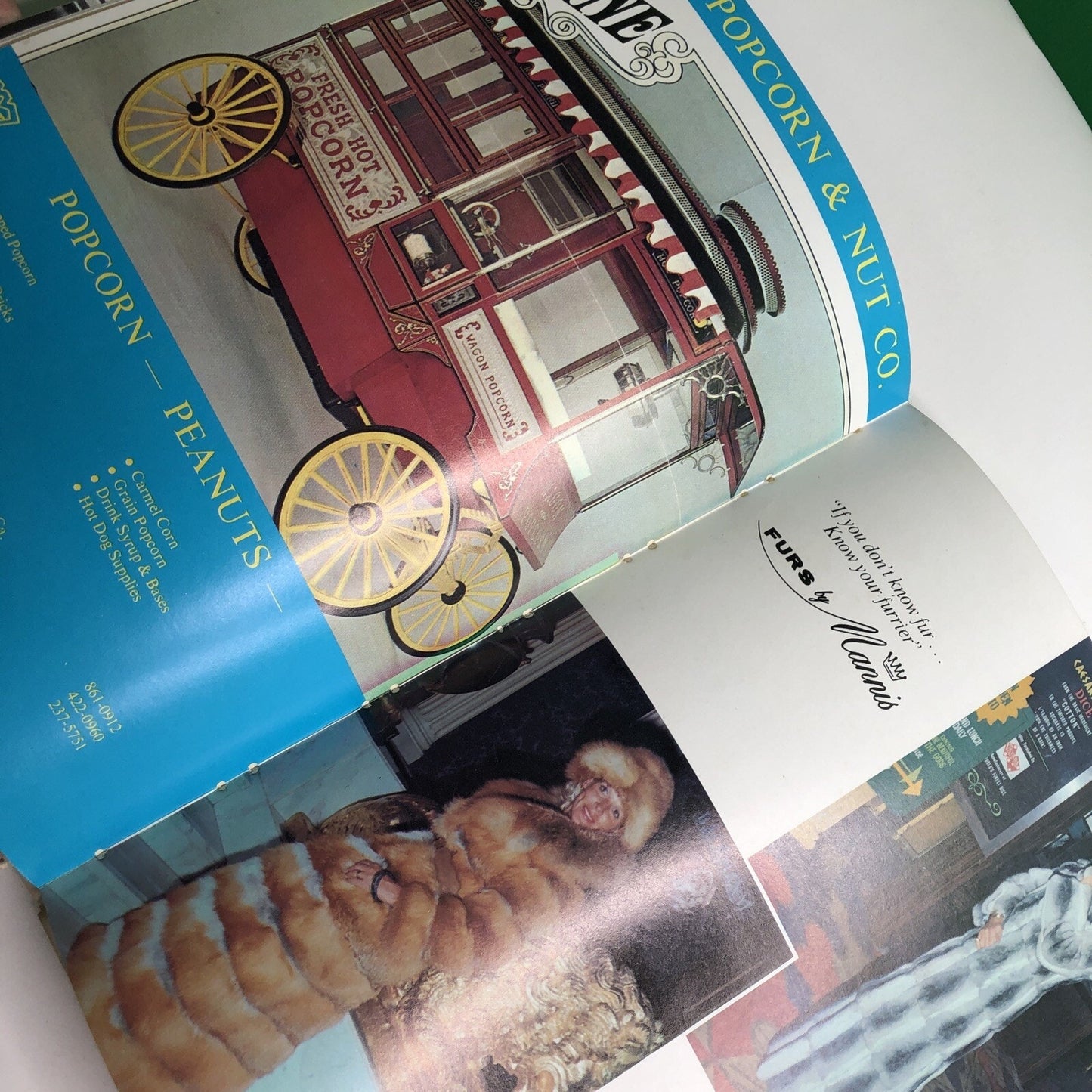 1974 LADIES AUXILIARY OF THE SHOWMEN'S LEAGUE OF AMERICA YEARBOOK First Edition