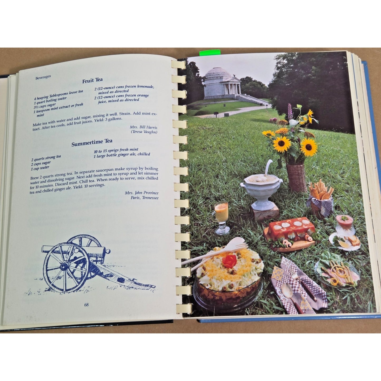 Vintage Vicksburg Cookbook 1986 2nd Printing Junior Auxiliary MS Southern Recipe
