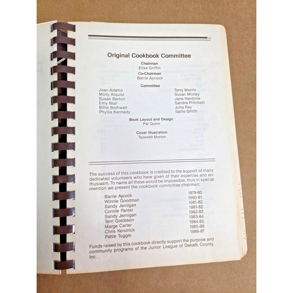 Vintage 1986 Puttin' on the Peachtree Cookbook Junior League DeKalb GA